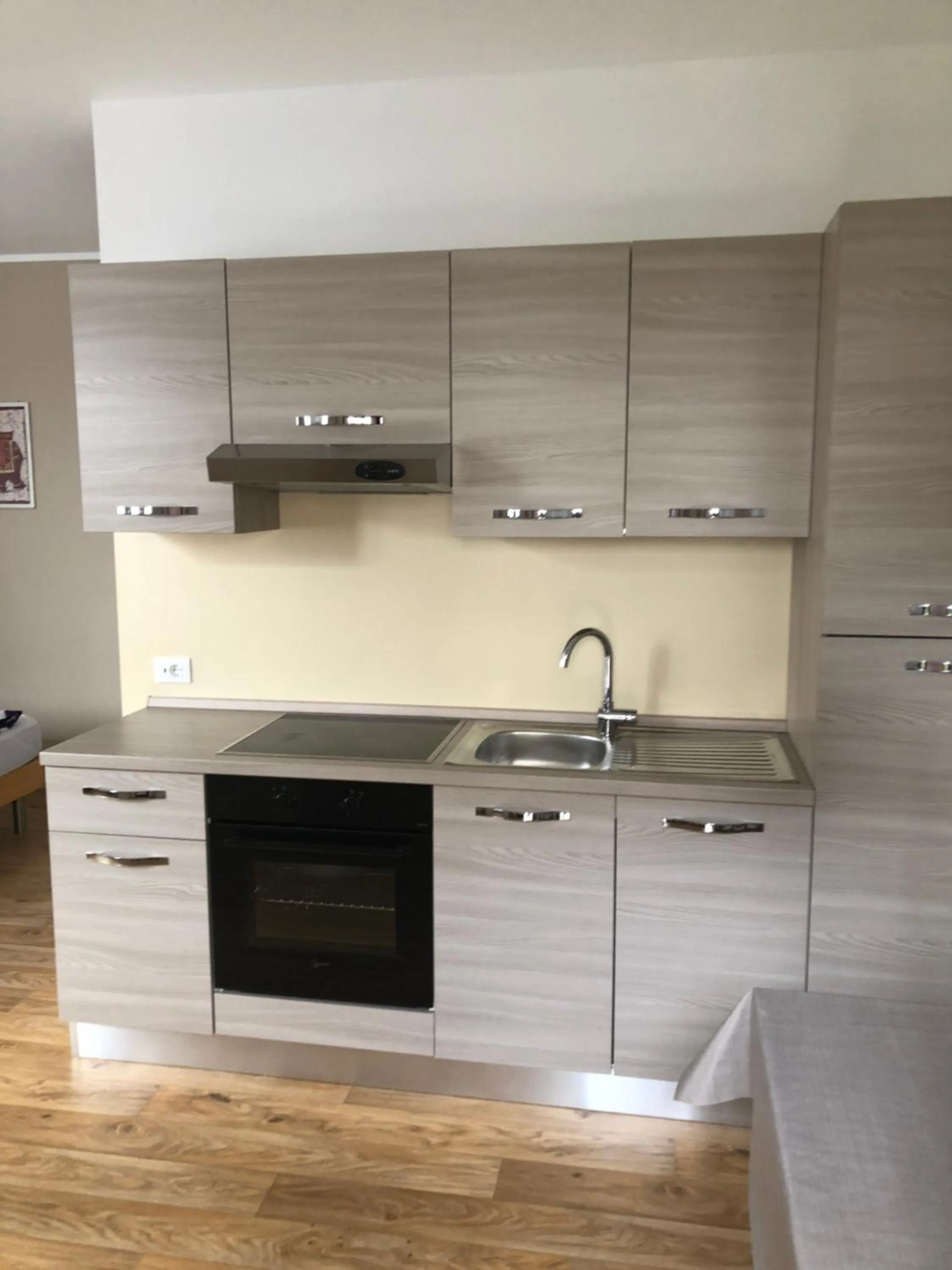 kitchen in Lugana 17