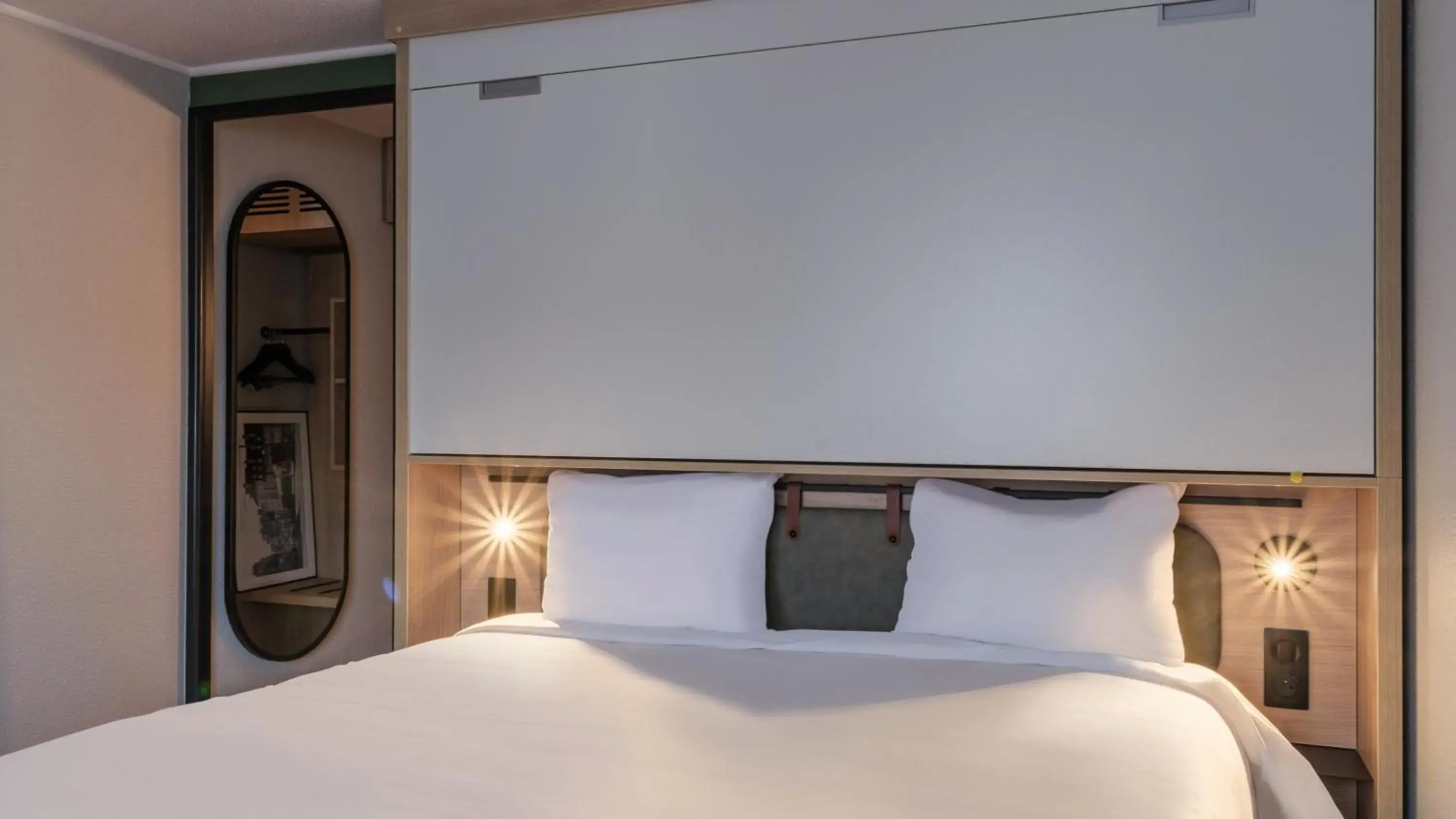 Bed in Campanile NATURE - Besançon Ouest Chateaufarine Bed in Campanile NATURE - Besançon Ouest Chateaufarine