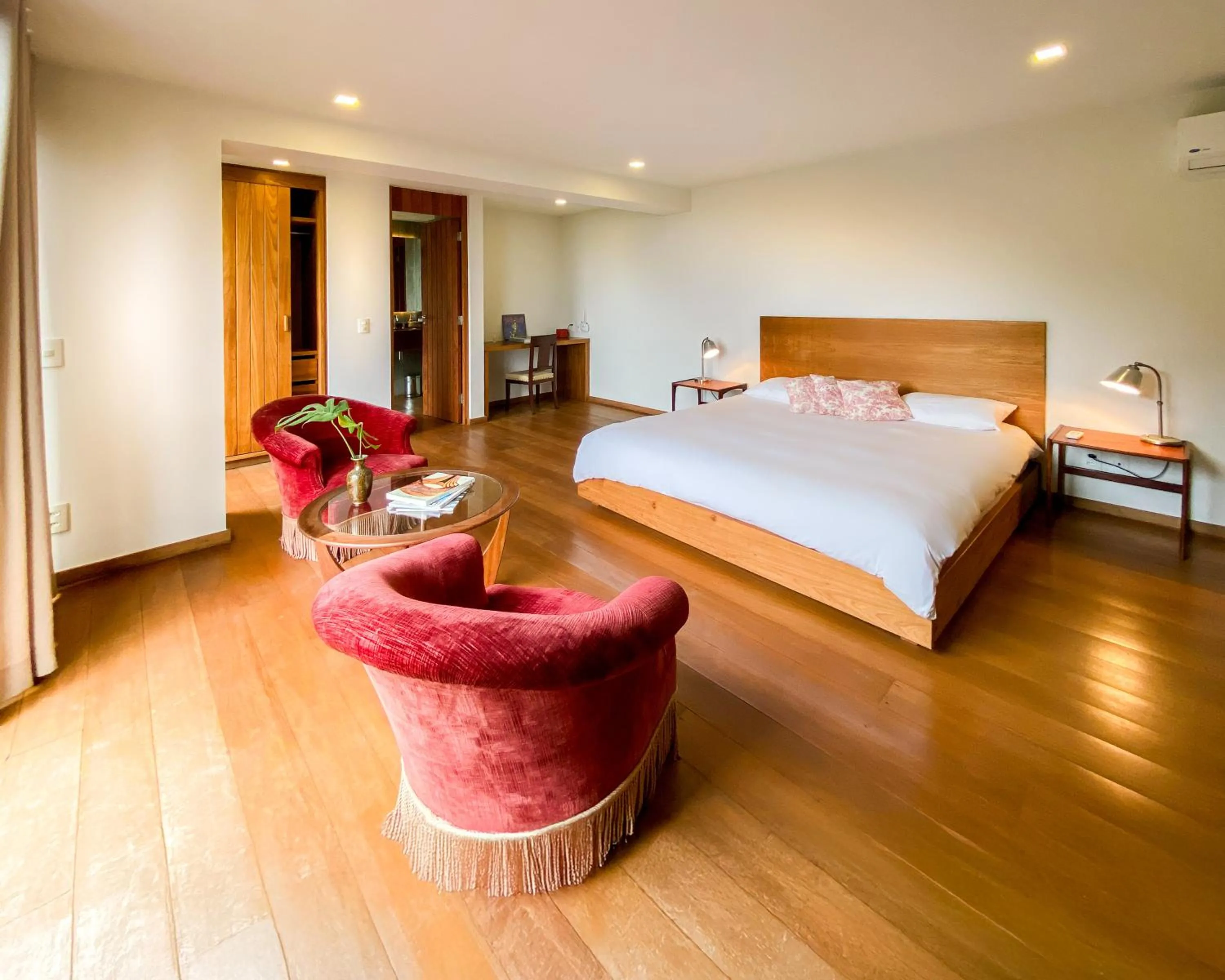 Living room, Bed in Chez Georges