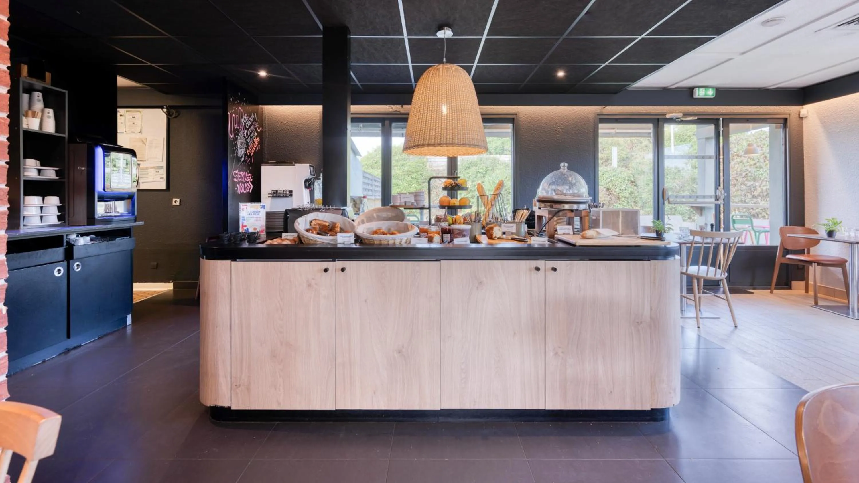 Restaurant/places to eat in Campanile NATURE - Bordeaux Sud Gradignan Talence