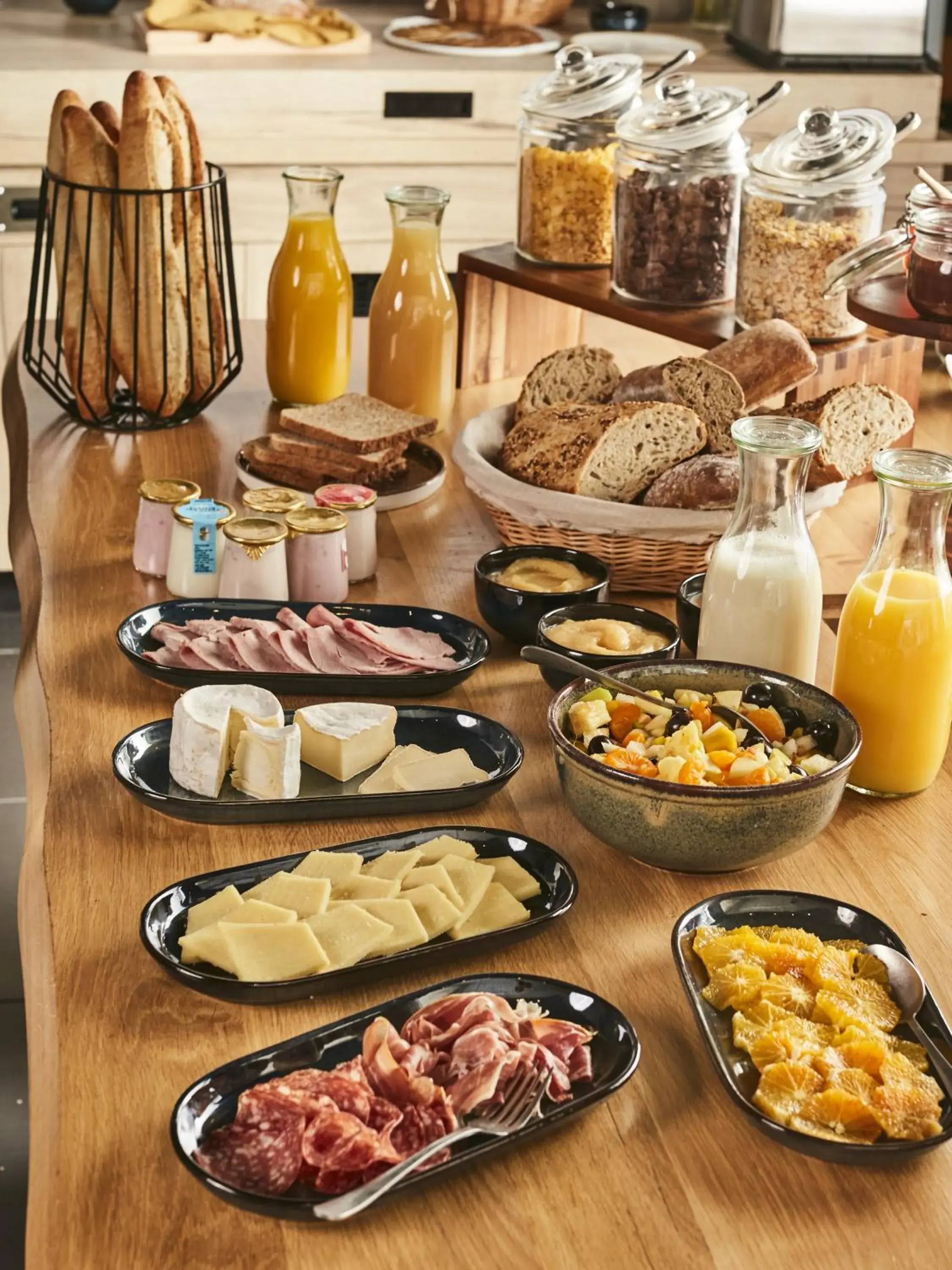 Breakfast in Campanile NATURE - Bordeaux Sud Gradignan Talence Breakfast in Campanile NATURE - Bordeaux Sud Gradignan Talence