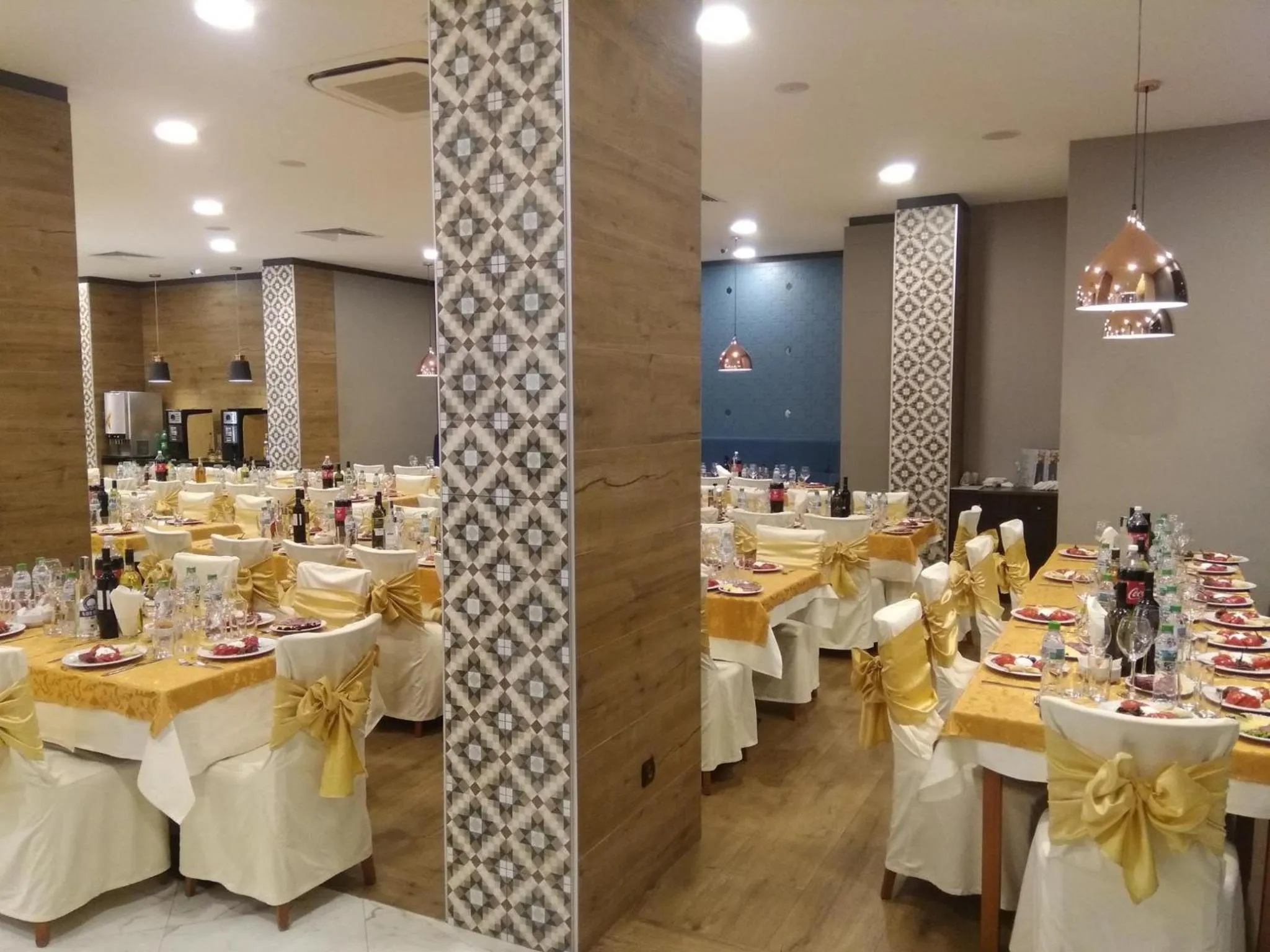 Restaurant/places to eat in Best Western PLUS Premium Inn