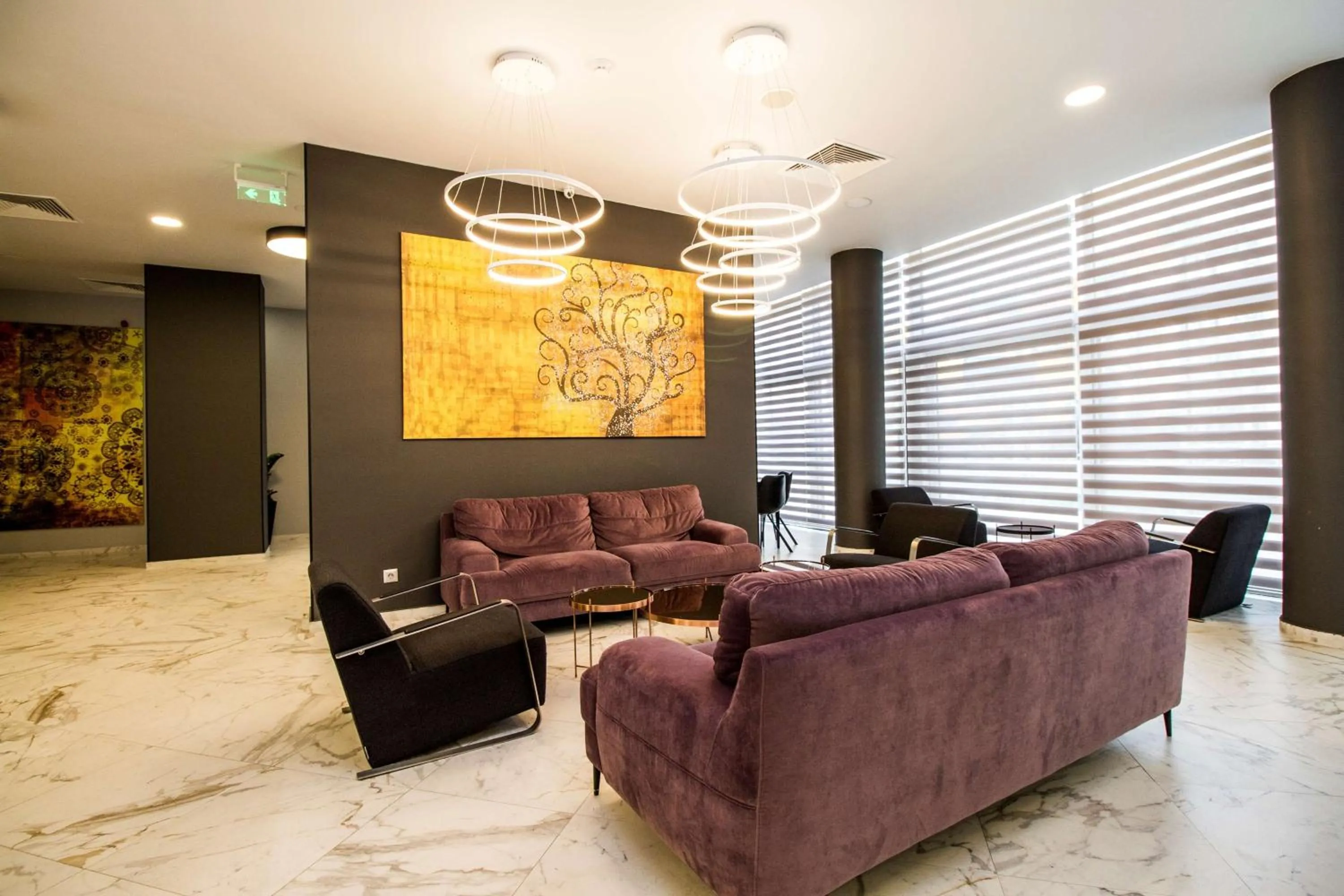 Lobby or reception in Best Western PLUS Premium Inn