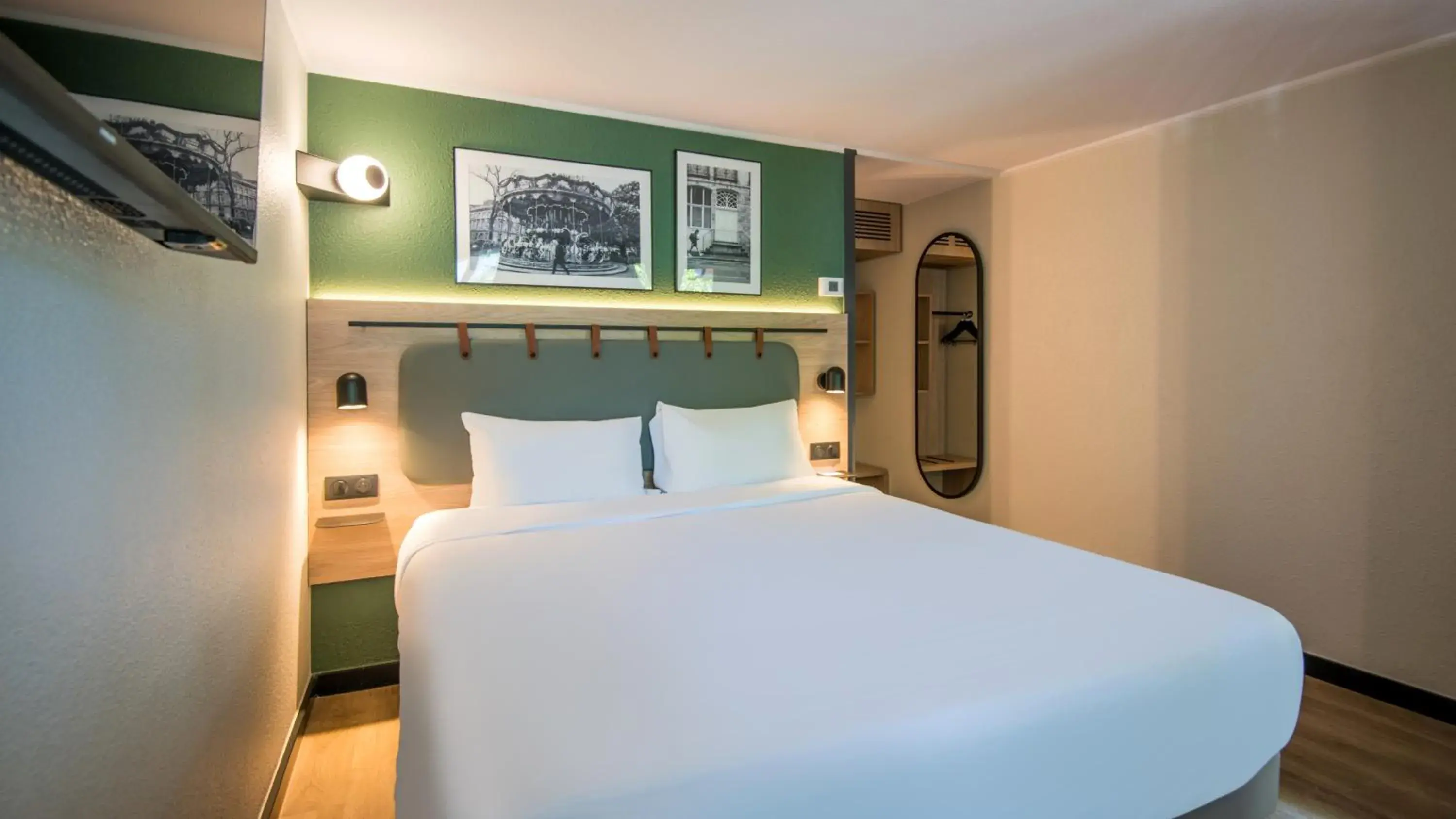 Bed in Campanile Colmar - Parc des Expositions Bed in Campanile Colmar - Parc des Expositions