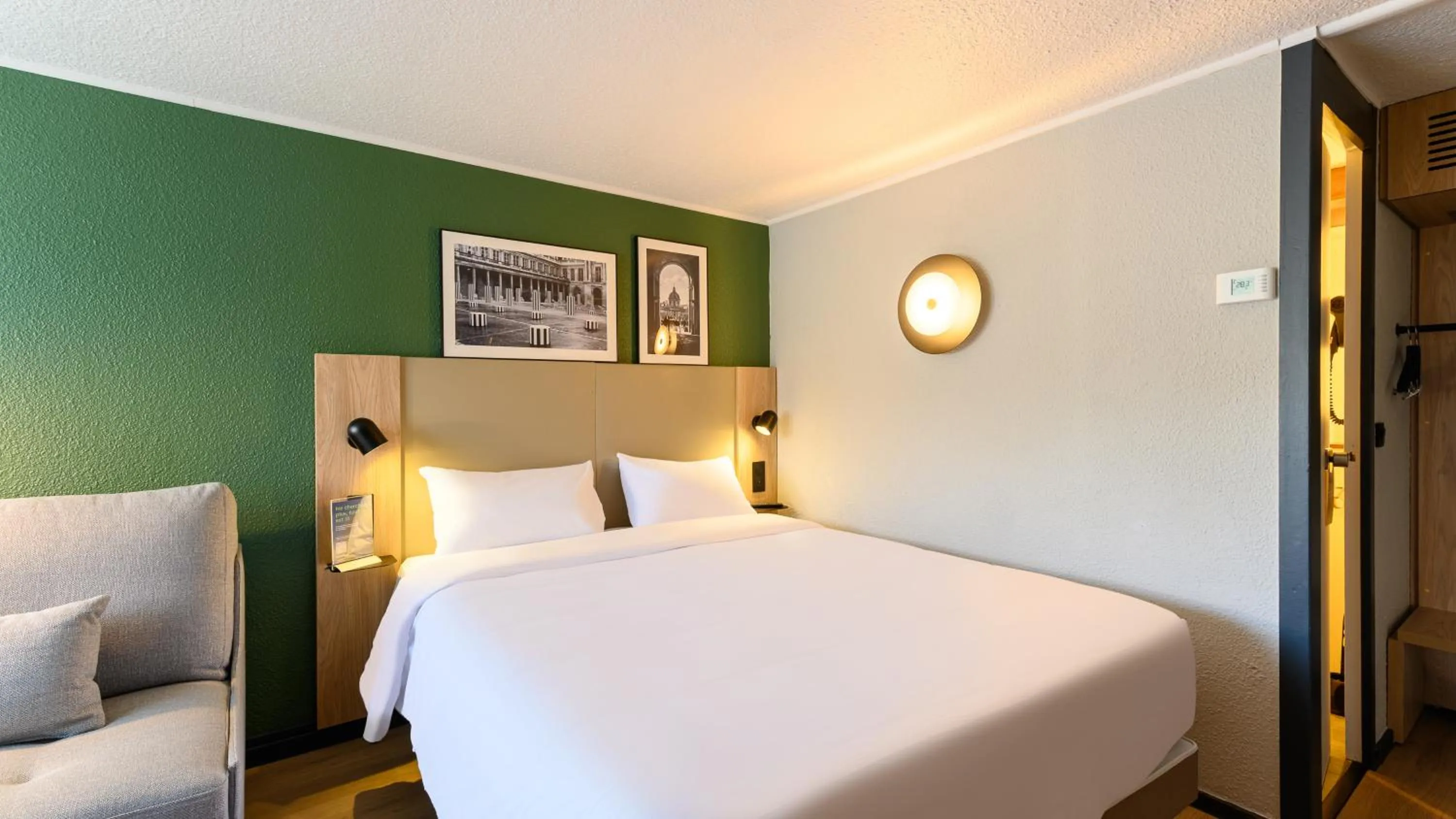 Bed in Campanile Strasbourg - Illkirch Geispolsheim