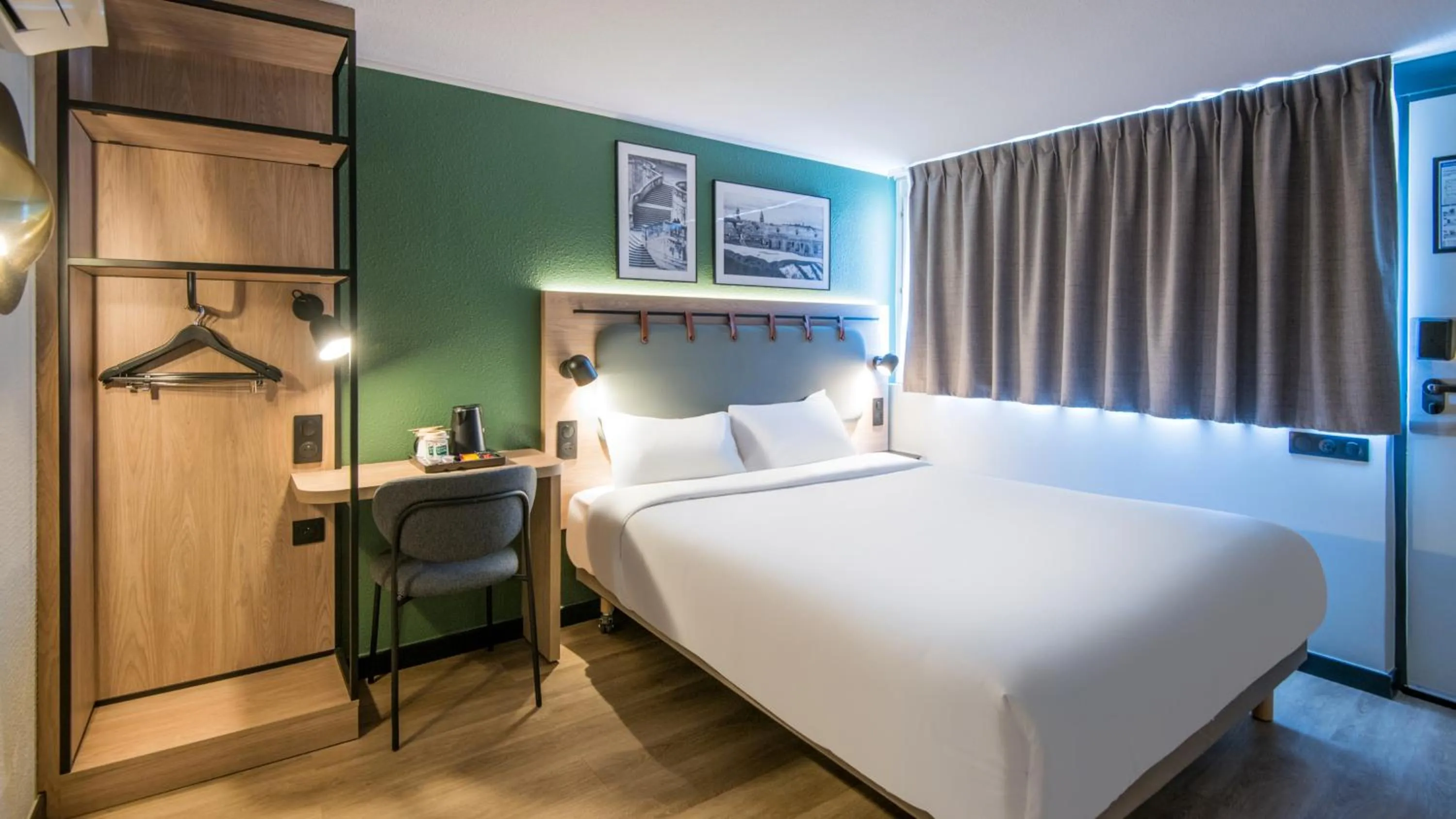 Bed in Campanile Strasbourg - Illkirch Geispolsheim