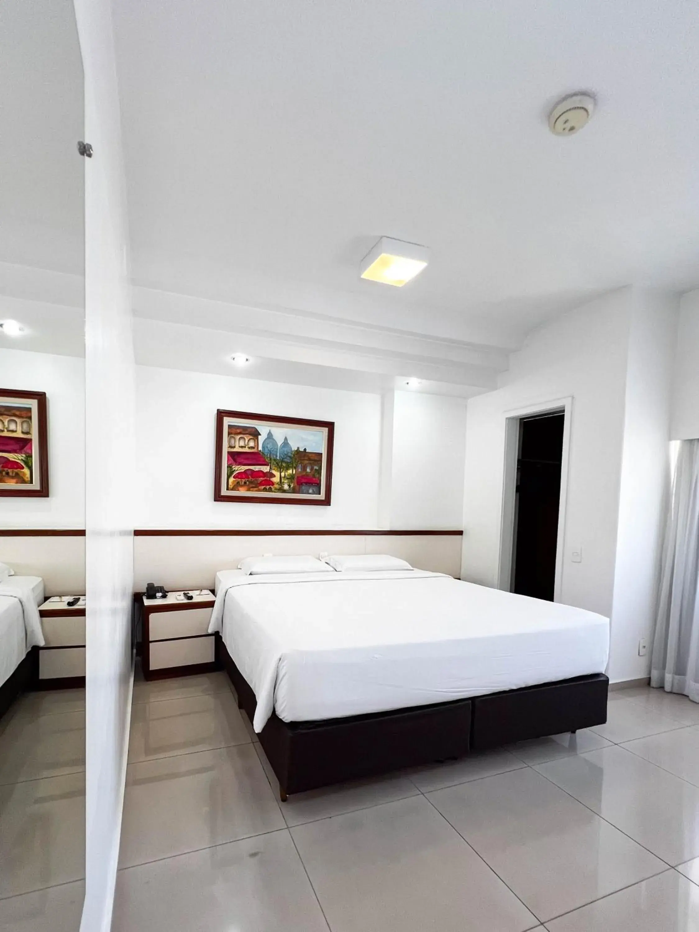 Bed in Royal Center Hotel Lourdes Bed in Royal Center Hotel Lourdes