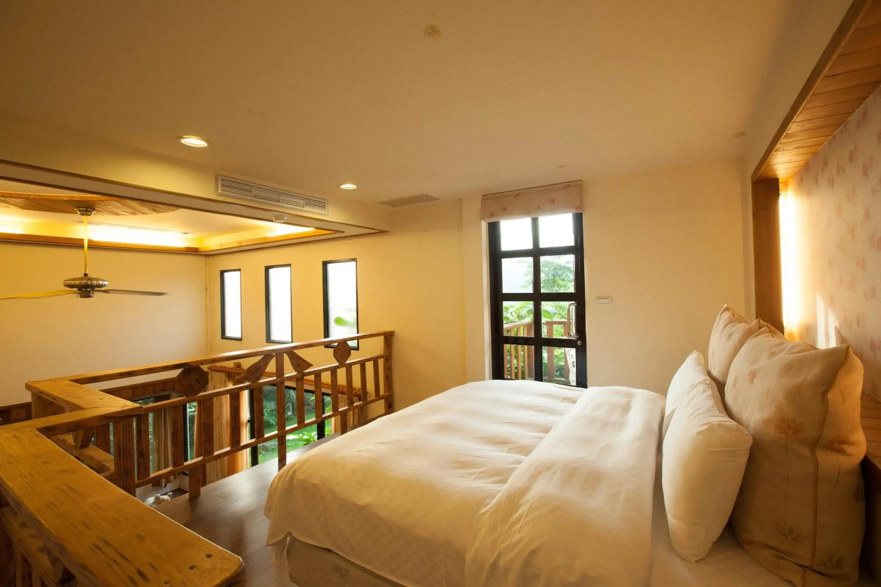 Photo of the whole room, Bed in Upon The Hill Photo of the whole room, Bed in Upon The Hill