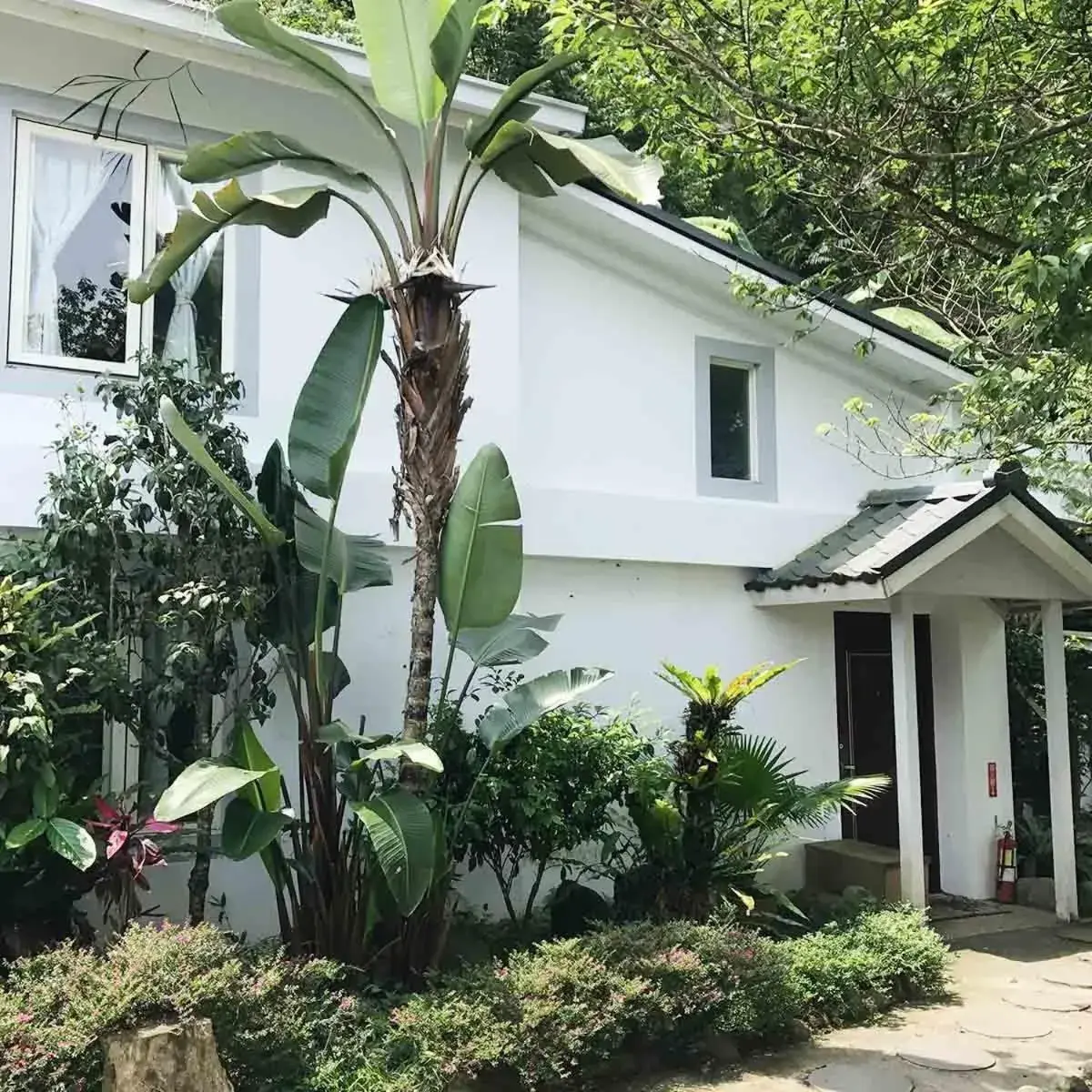 Facade/entrance in Upon The Hill Facade/entrance in Upon The Hill