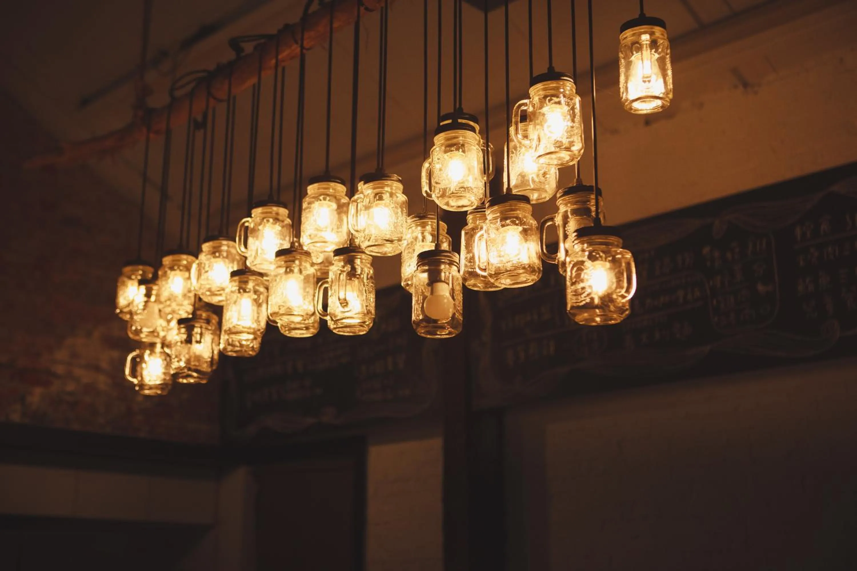 Restaurant/places to eat in Upon The Hill