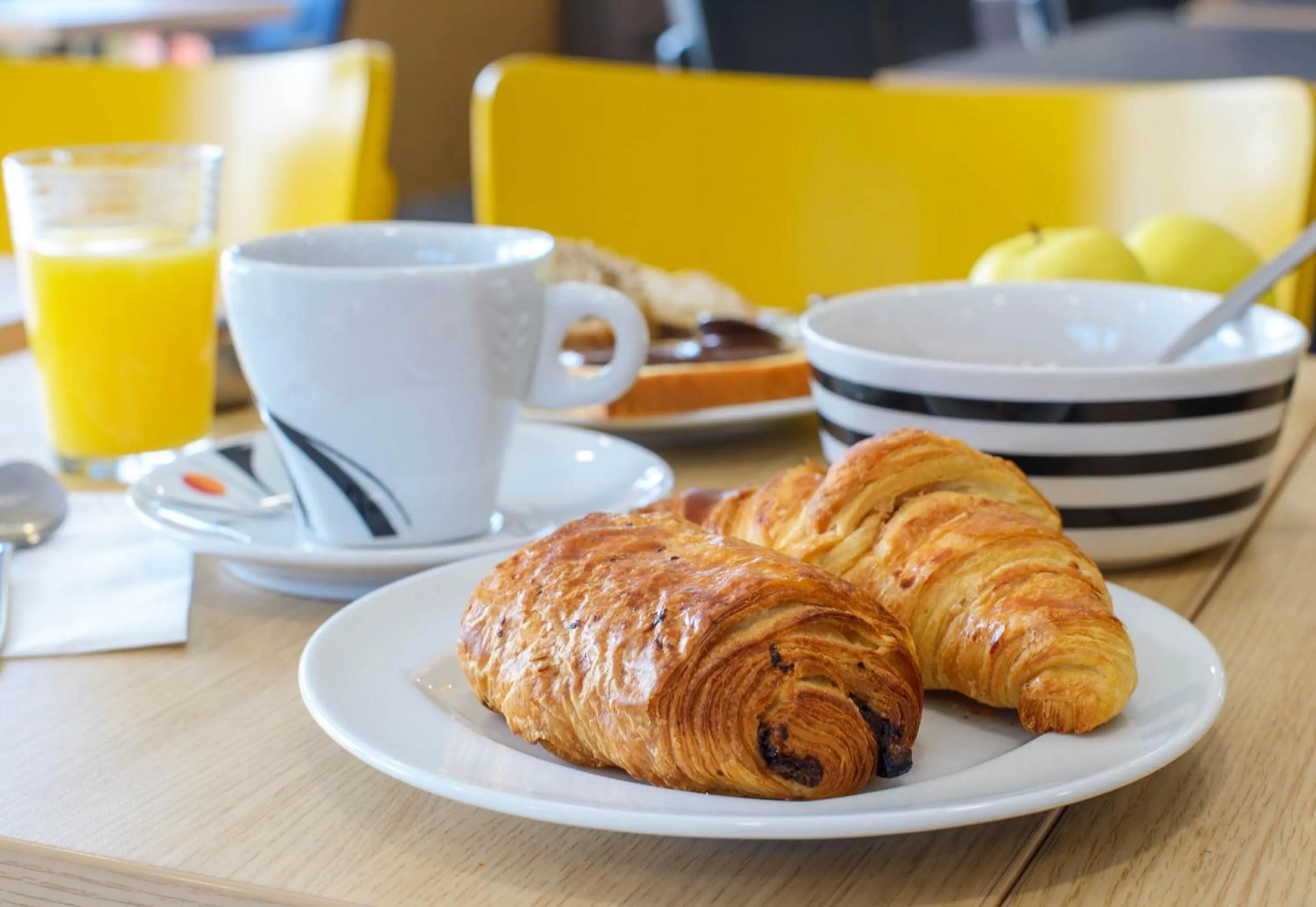 Breakfast in B&B HOTEL Albi