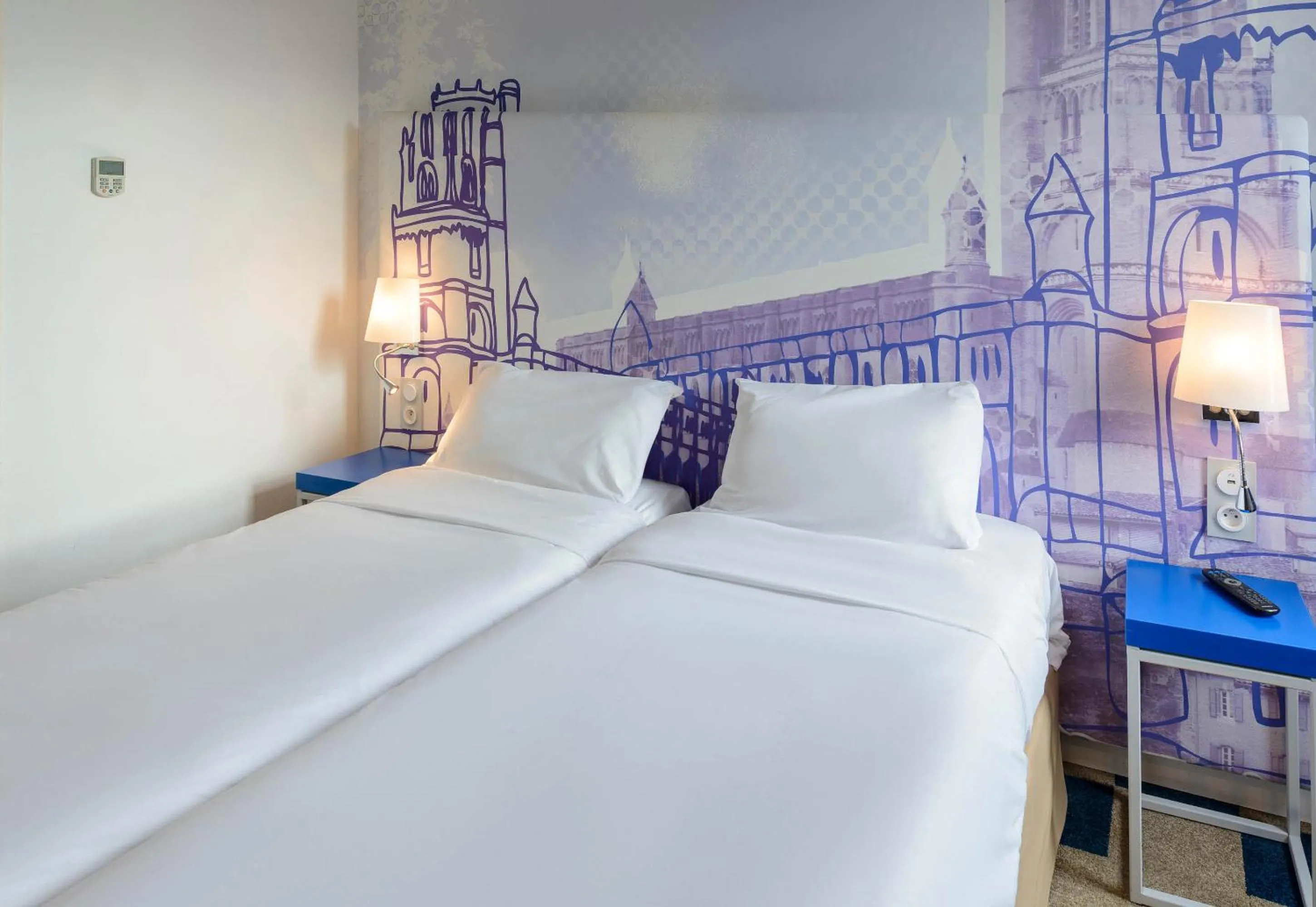 Bedroom, Bed in B&B HOTEL Albi