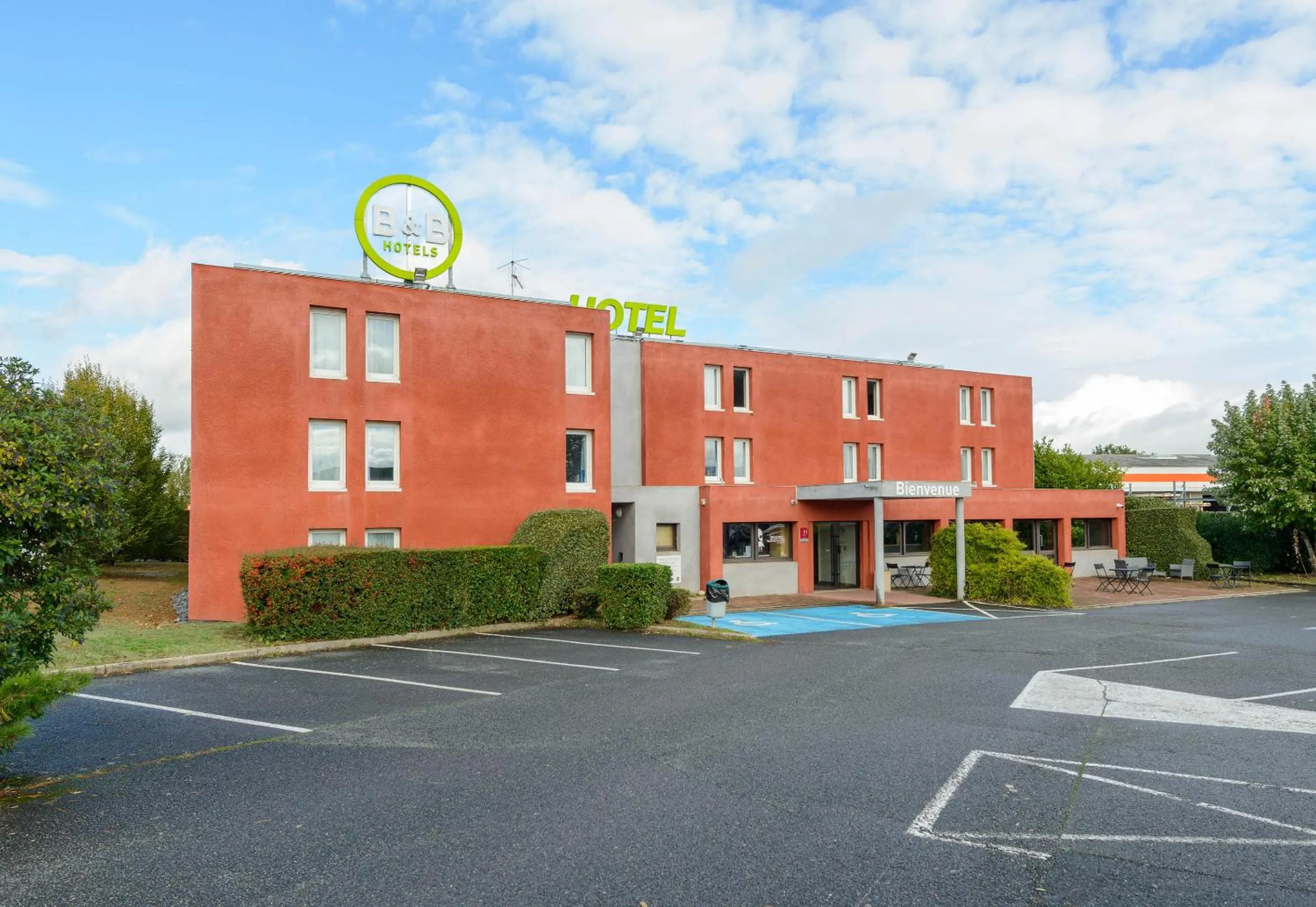 Property building in B&B HOTEL Albi