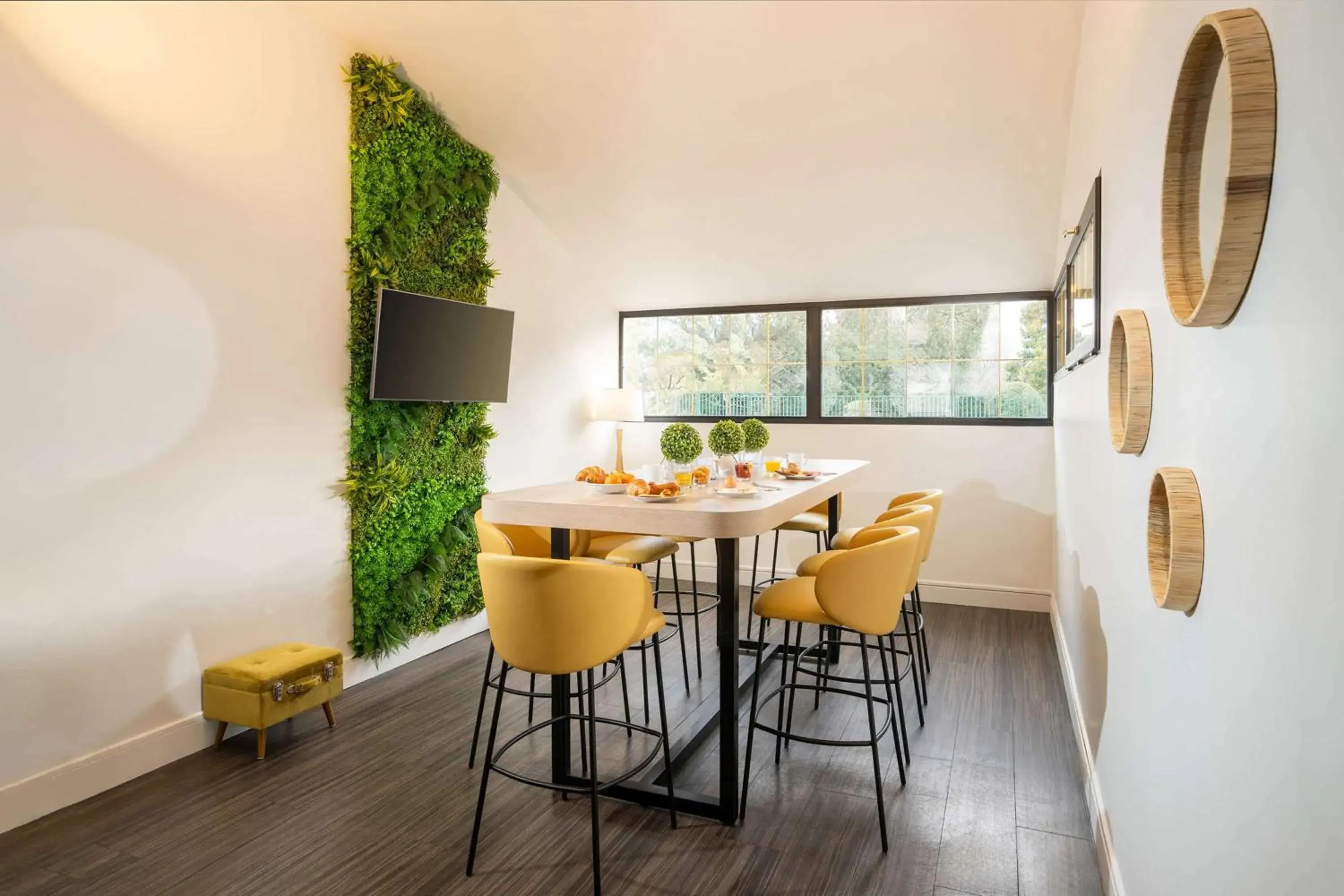 Lobby or reception in Best Western Voiron Centre Lobby or reception in Best Western Voiron Centre