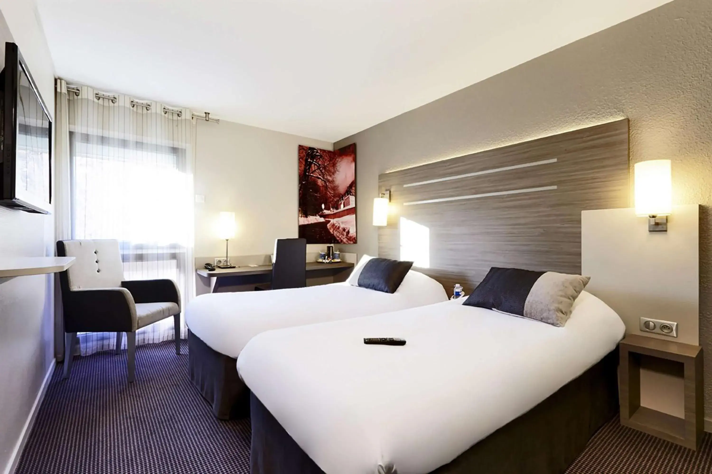 Bed in Best Western Voiron Centre Bed in Best Western Voiron Centre