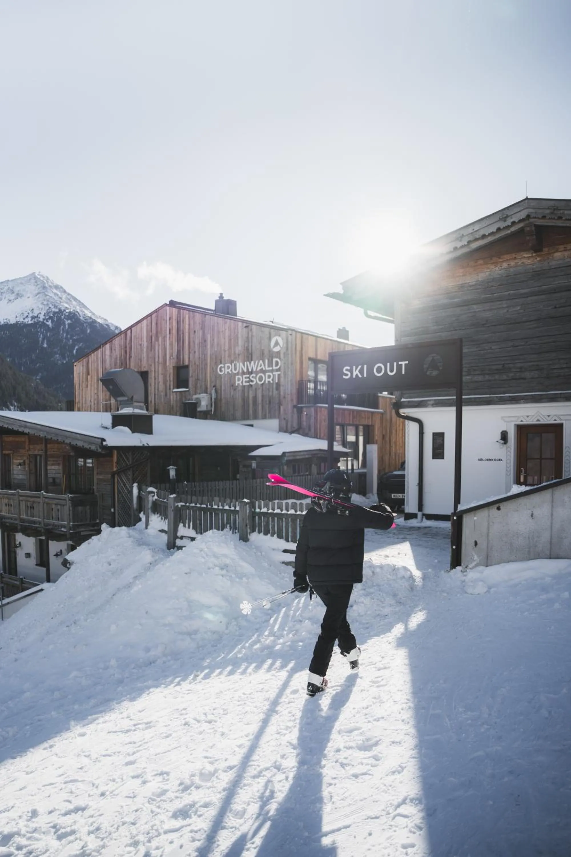 Skiing in Grünwald Resort Sölden