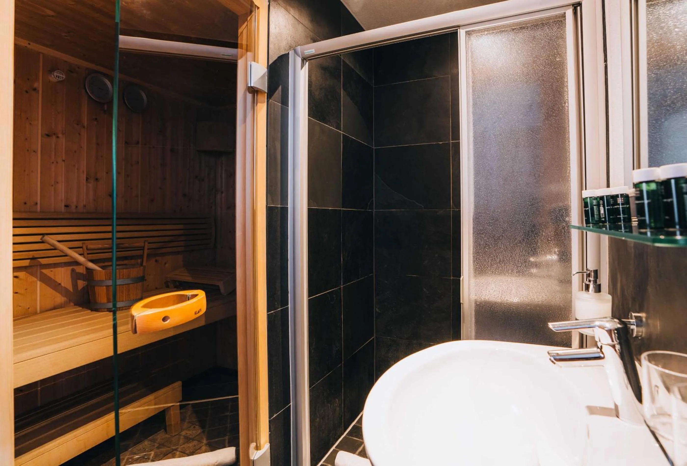 Shower in Grünwald Resort Sölden