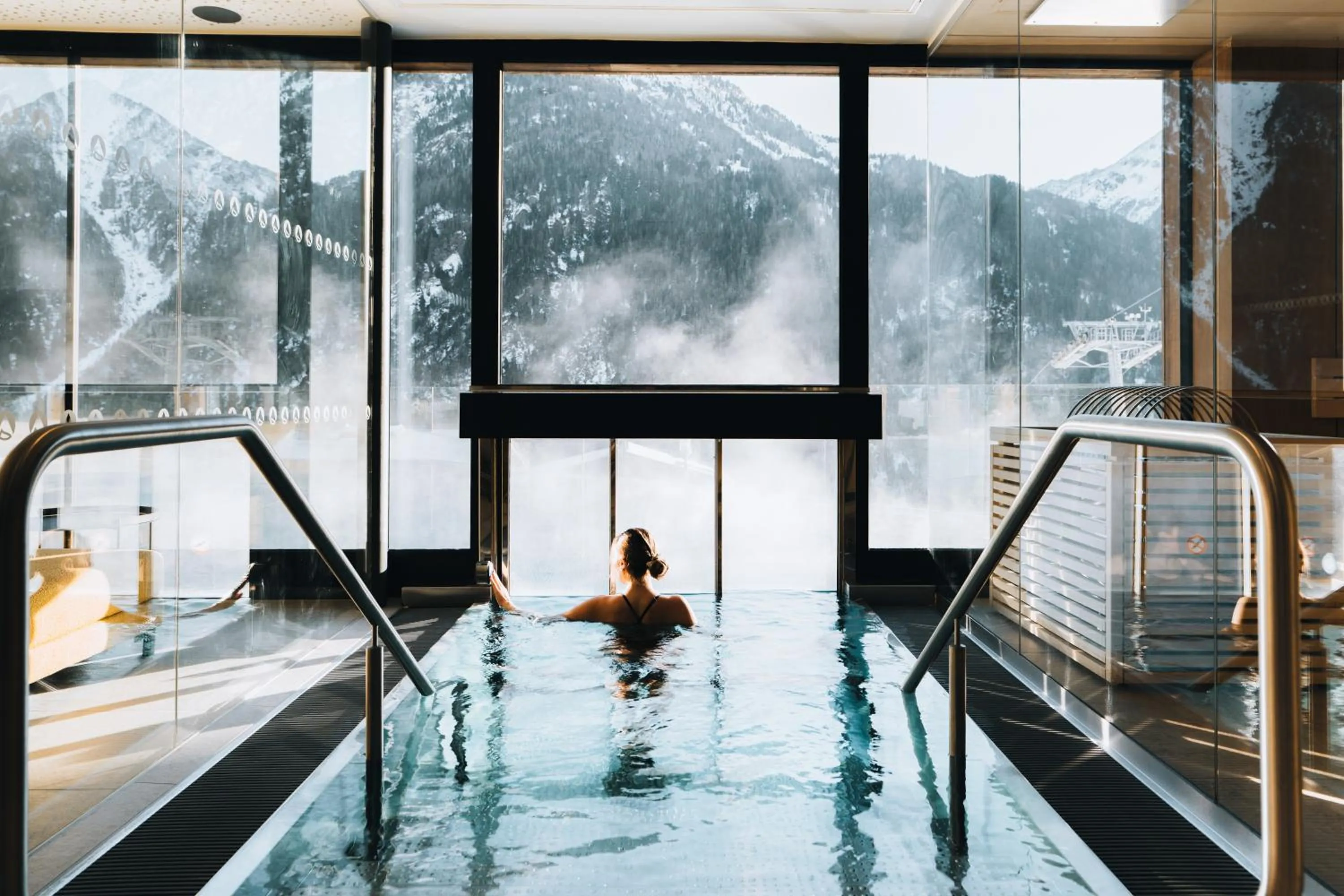 Pool view in Grünwald Resort Sölden