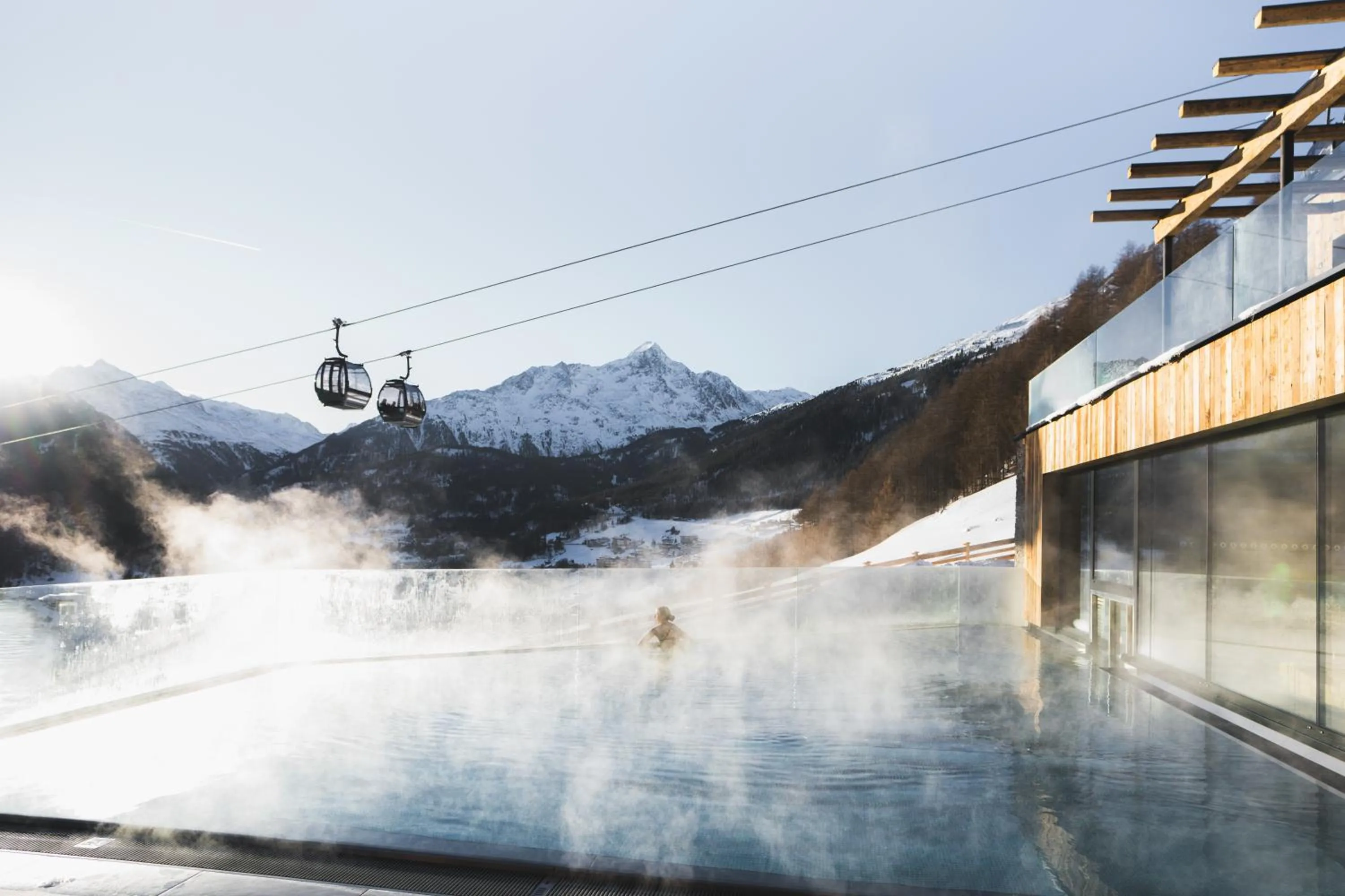 Pool view in Grünwald Resort Sölden