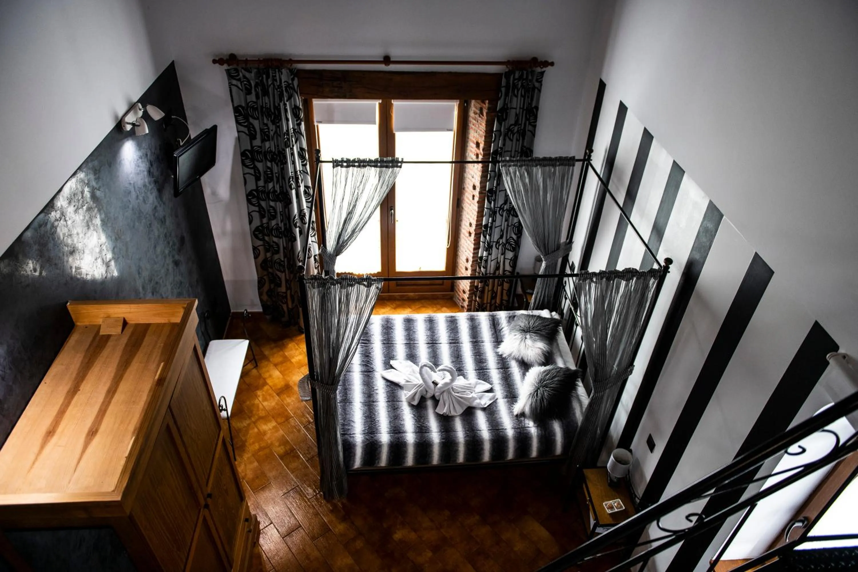 Decorative detail, Bed in Posada La Fabula