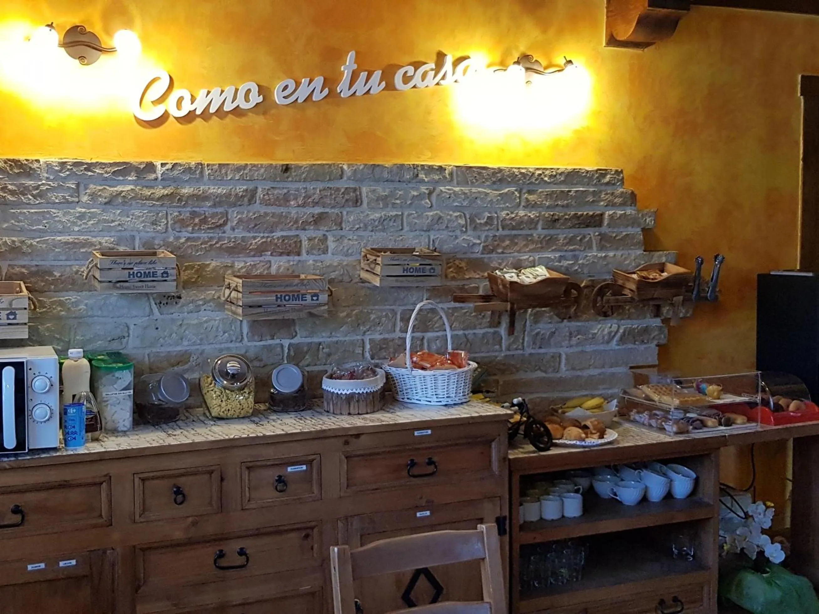 Food and drinks in Posada La Fabula