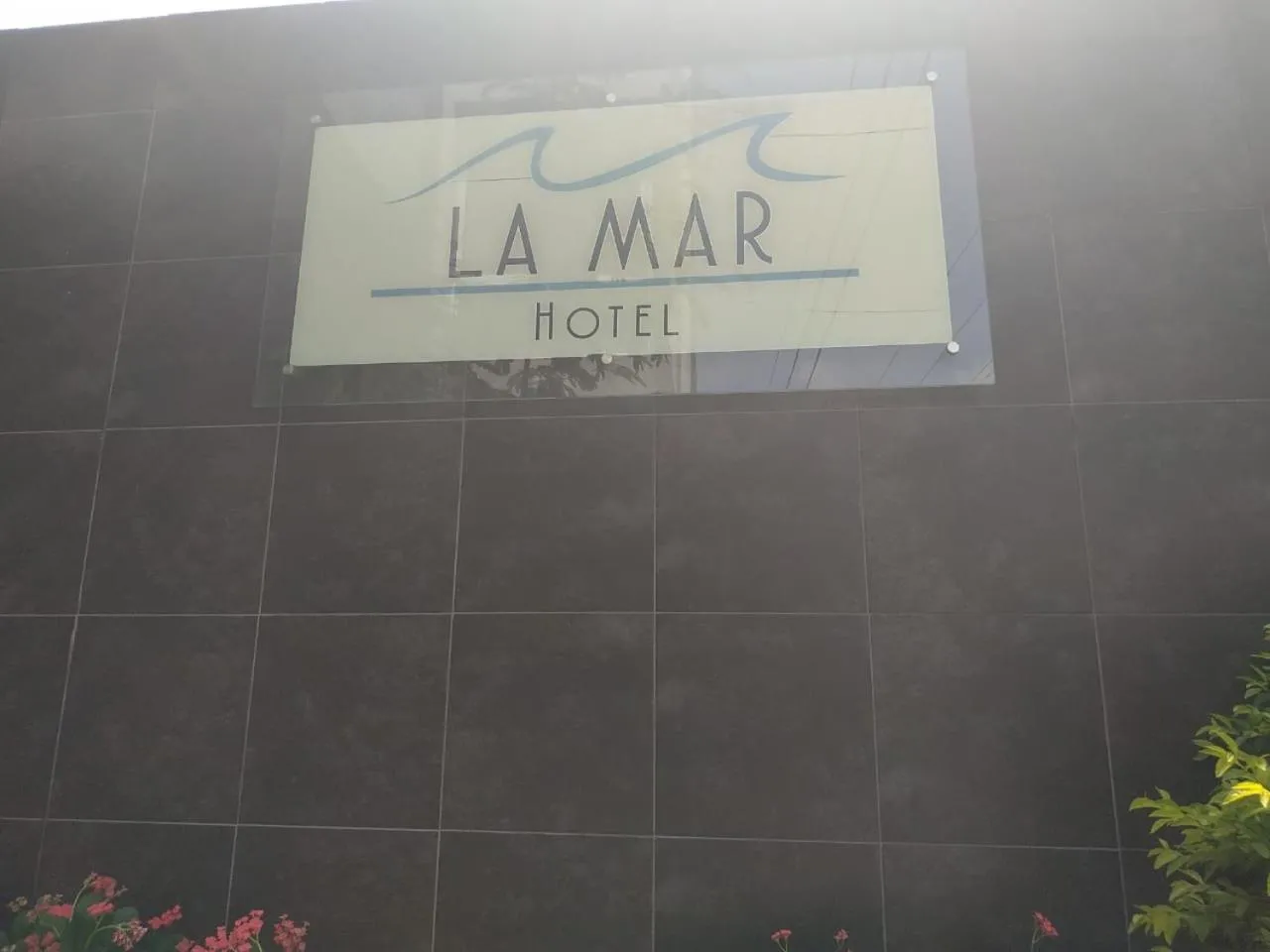 Facade/entrance in Hotel La Mar Cartagena