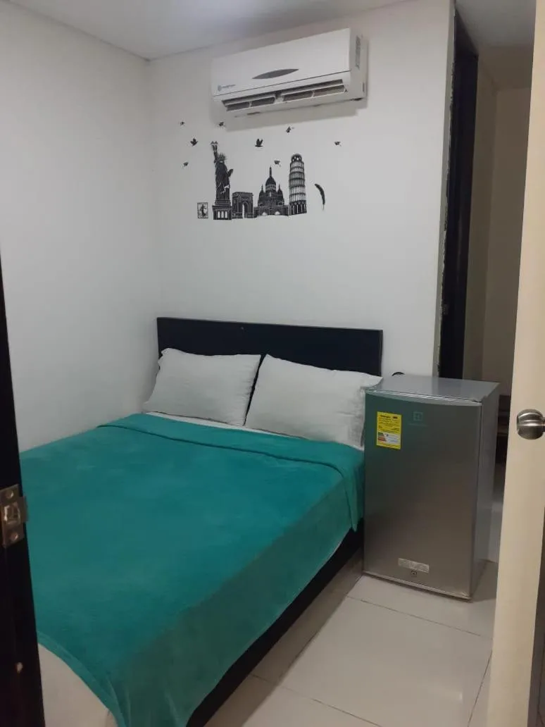 room service, Bed in Hotel La Mar Cartagena