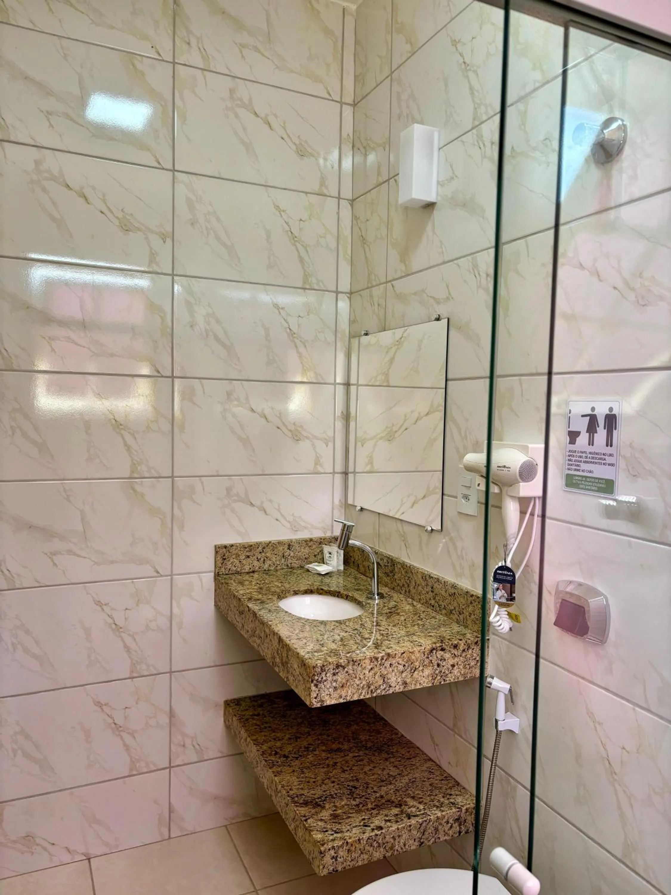 Bathroom in Pousada o Amanhecer