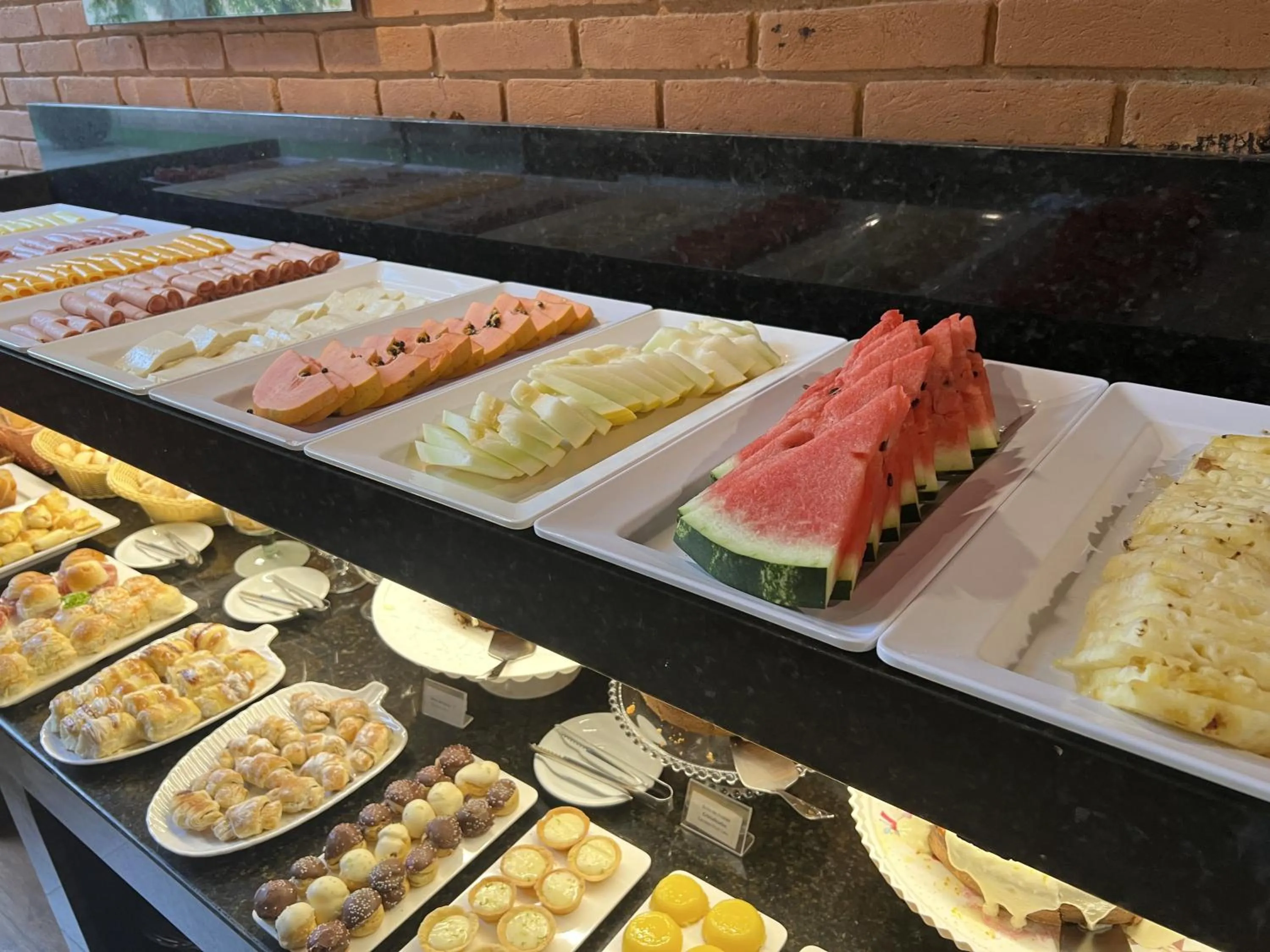 Breakfast in Hotel Aromas de Penedo