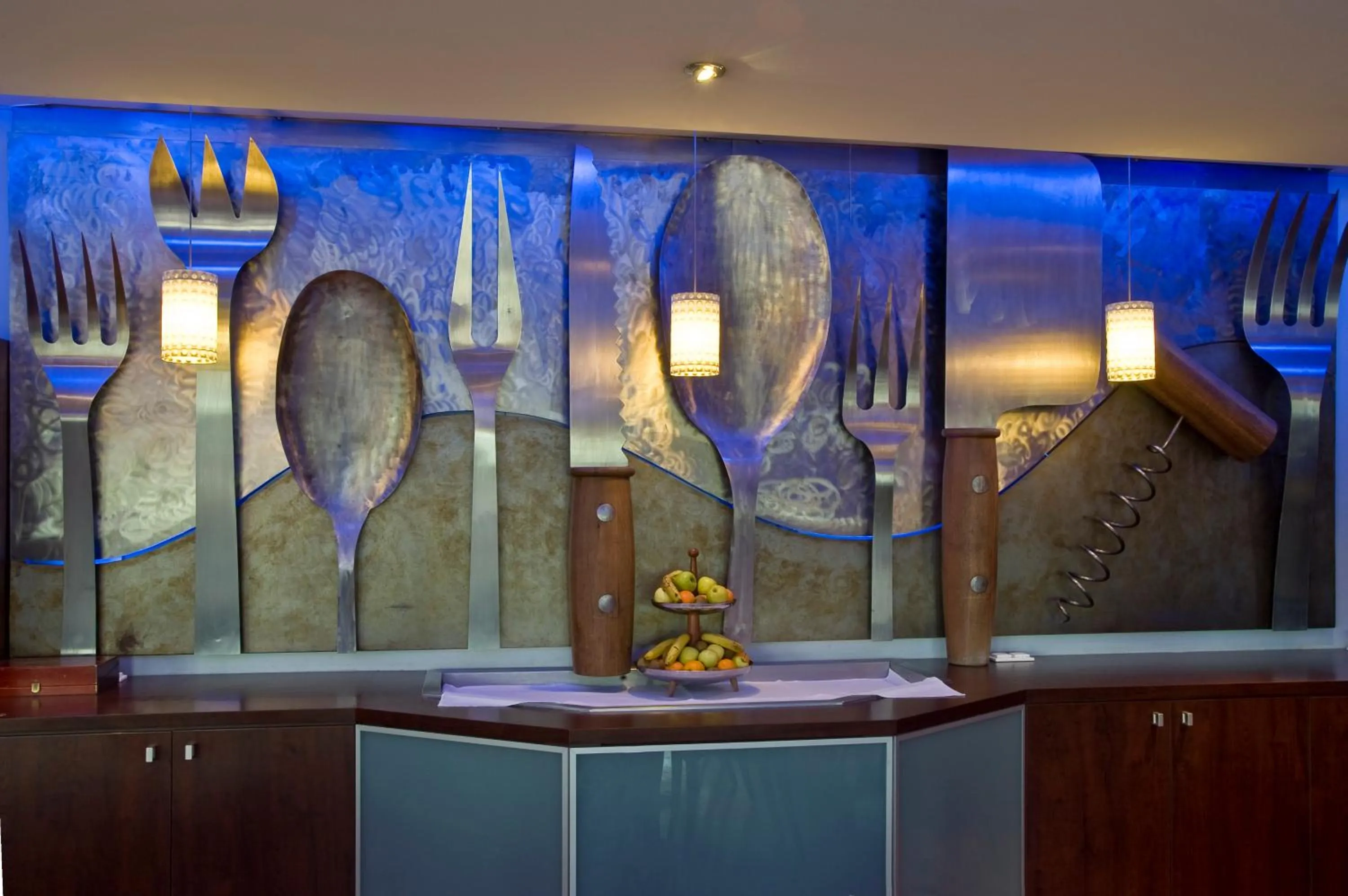 Restaurant/places to eat in Kyriad Dijon Est Mirande