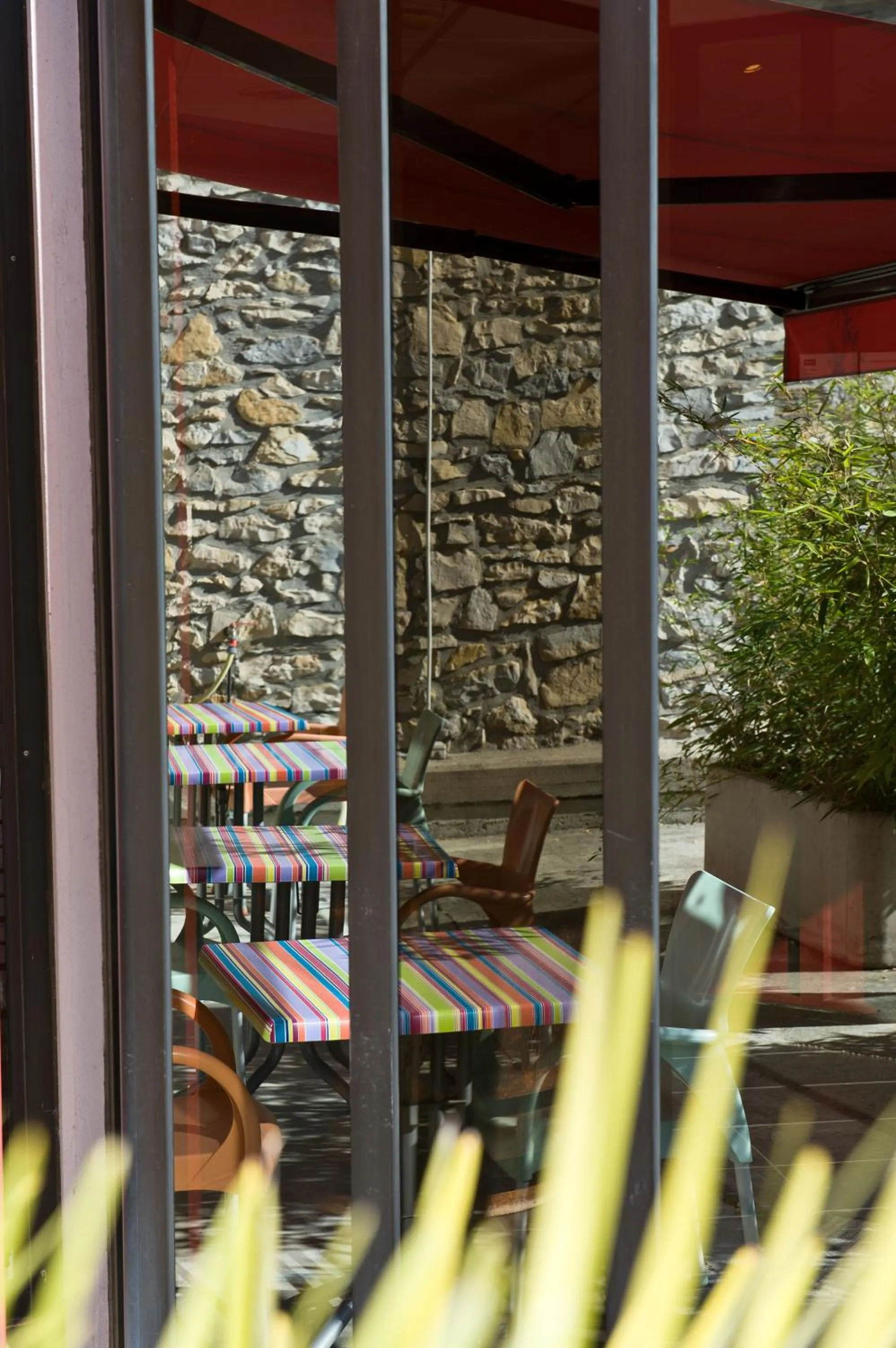 Facade/entrance in The Originals Boutique, Hôtel Montélimar