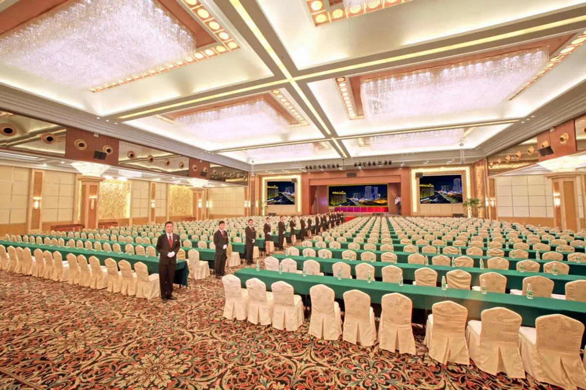 Gladden Hotel Jiangmen