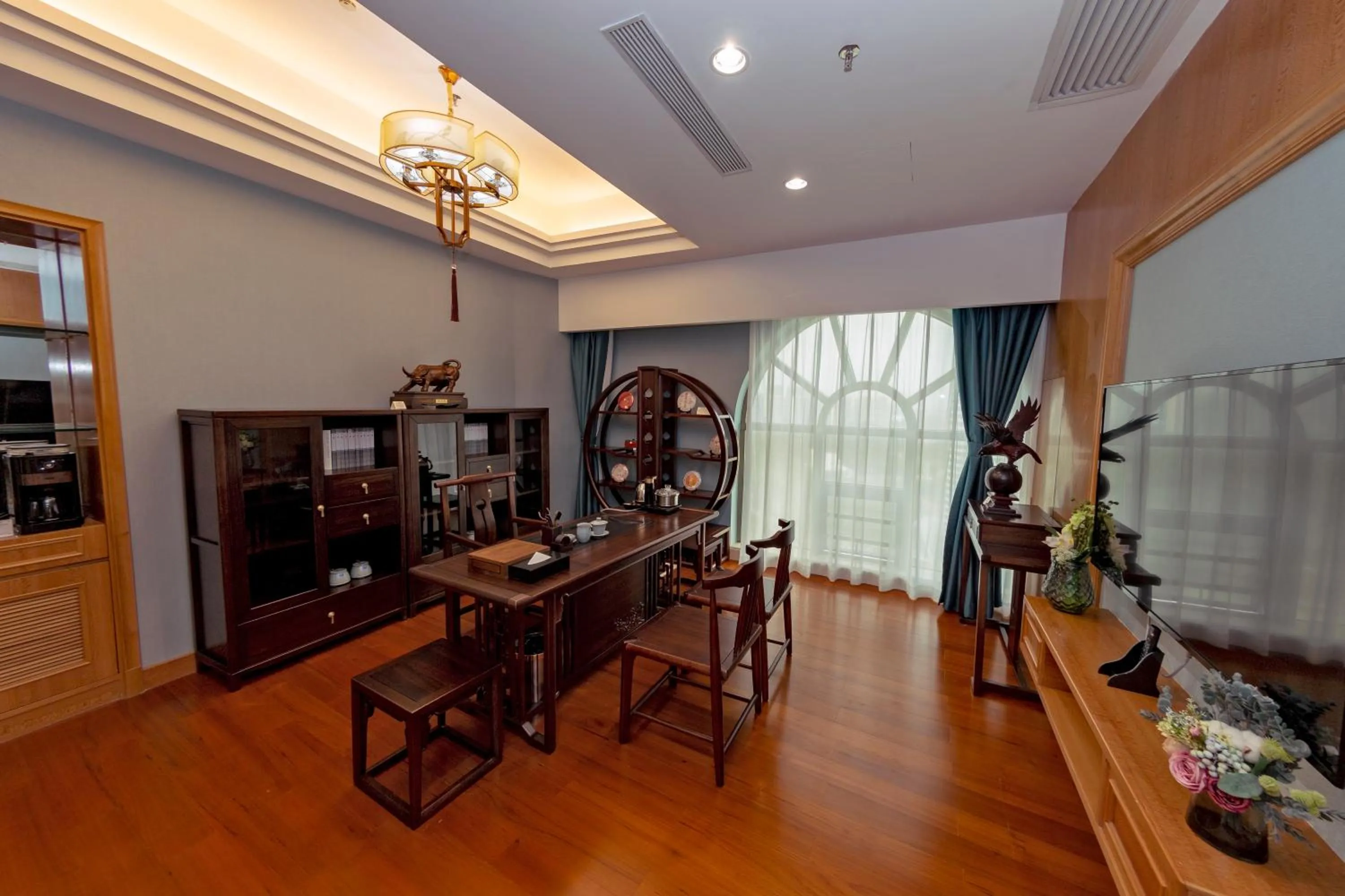 Gladden Hotel Jiangmen
