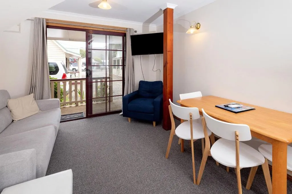 Kitty's Cottages - Managed by BIG4 Strahan Holiday Retreat