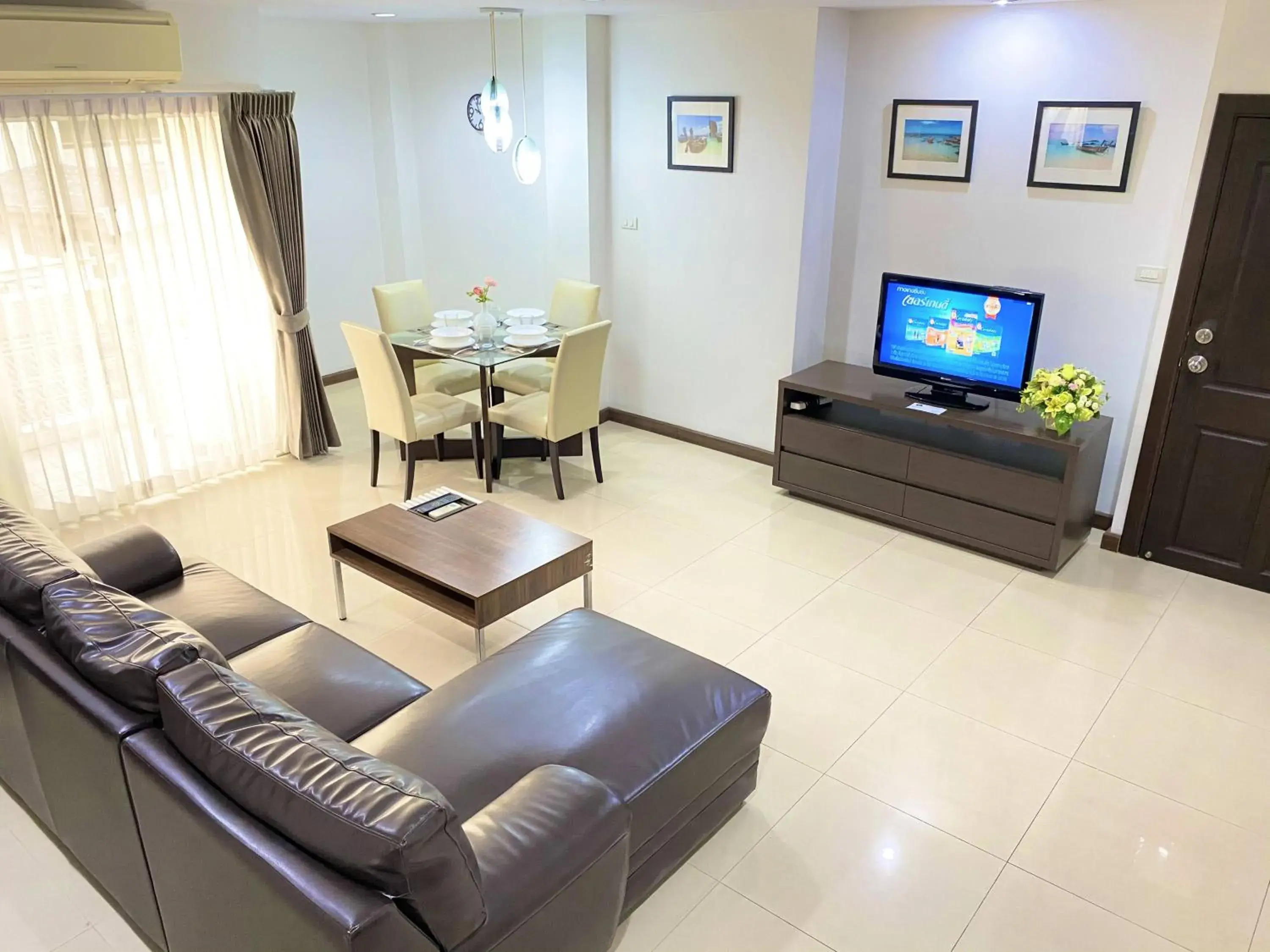 14 Place Sukhumvit Suites 14 Place Sukhumvit Suites