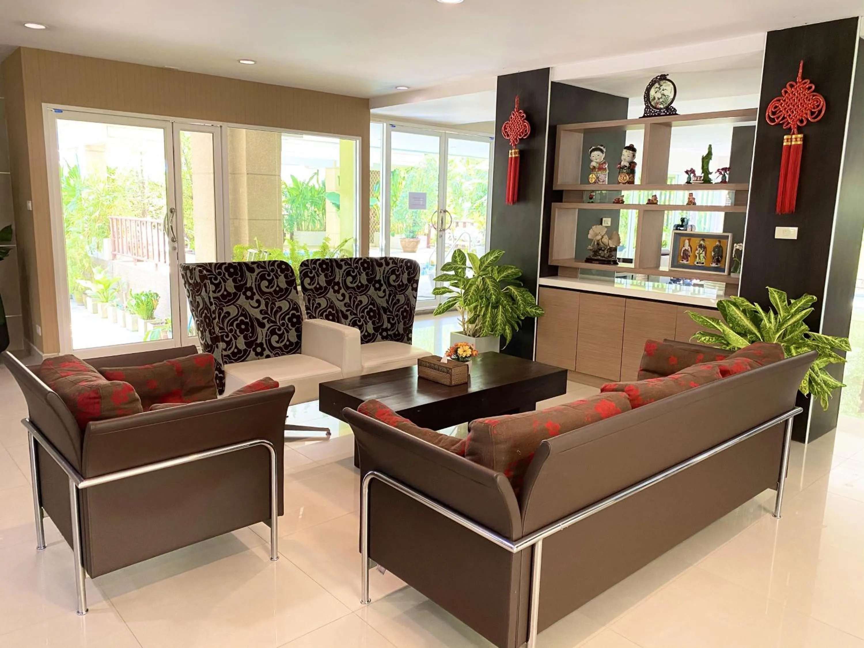 Seating area in 14 Place Sukhumvit Suites