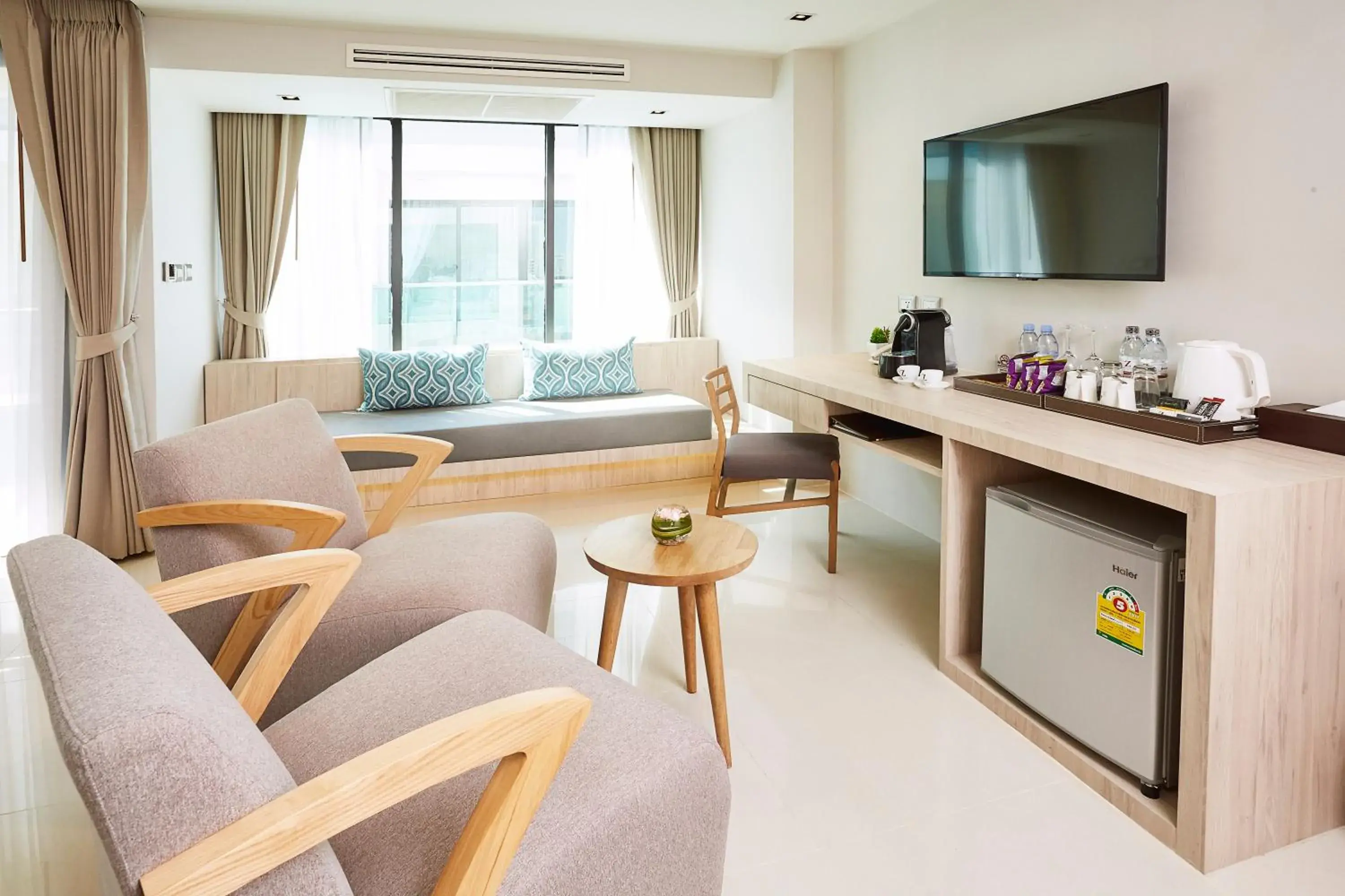 Communal lounge/ TV room, Seating Area in Zand Morada Pattaya