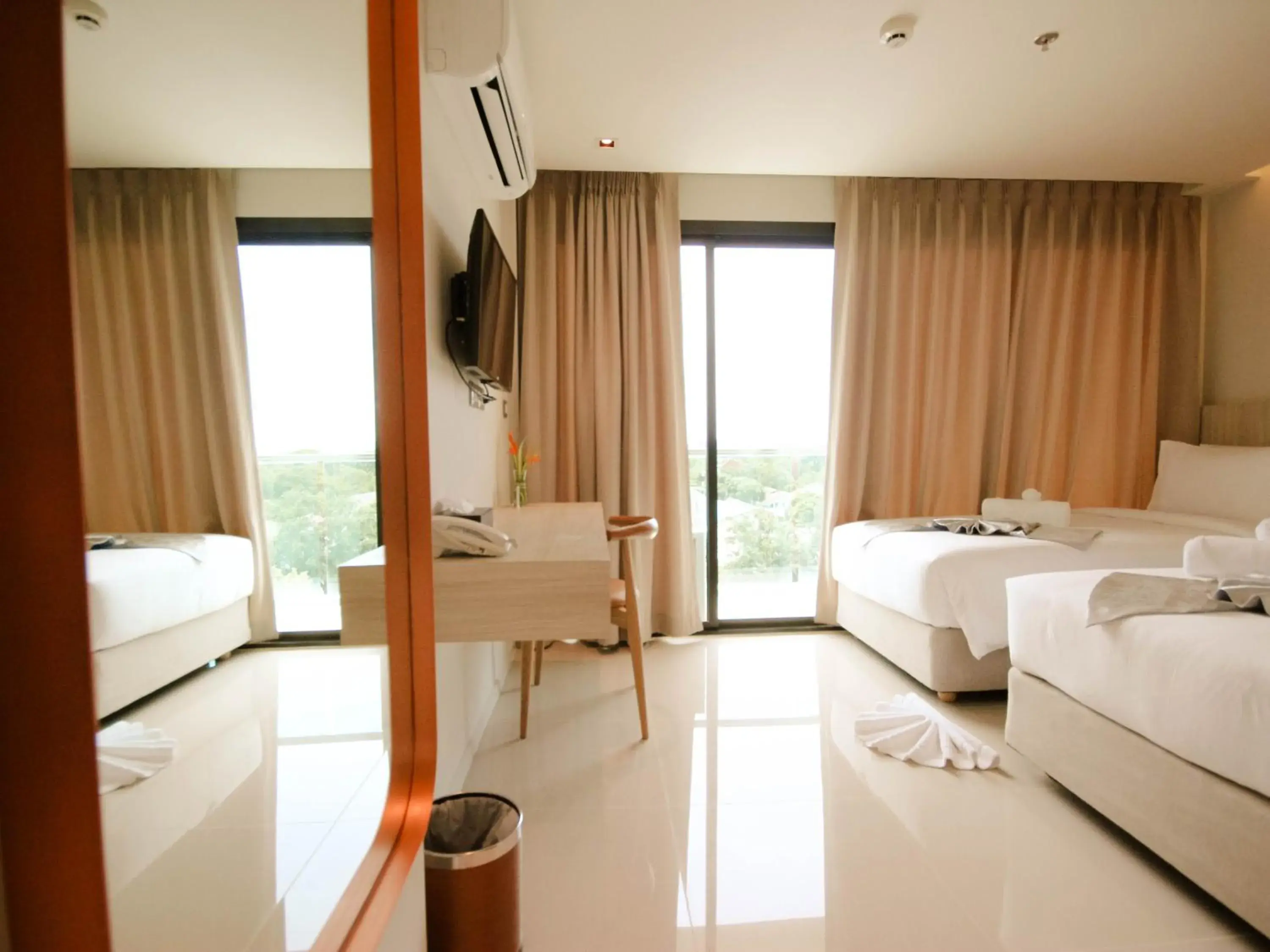 Photo of the whole room, Bathroom in Zand Morada Pattaya