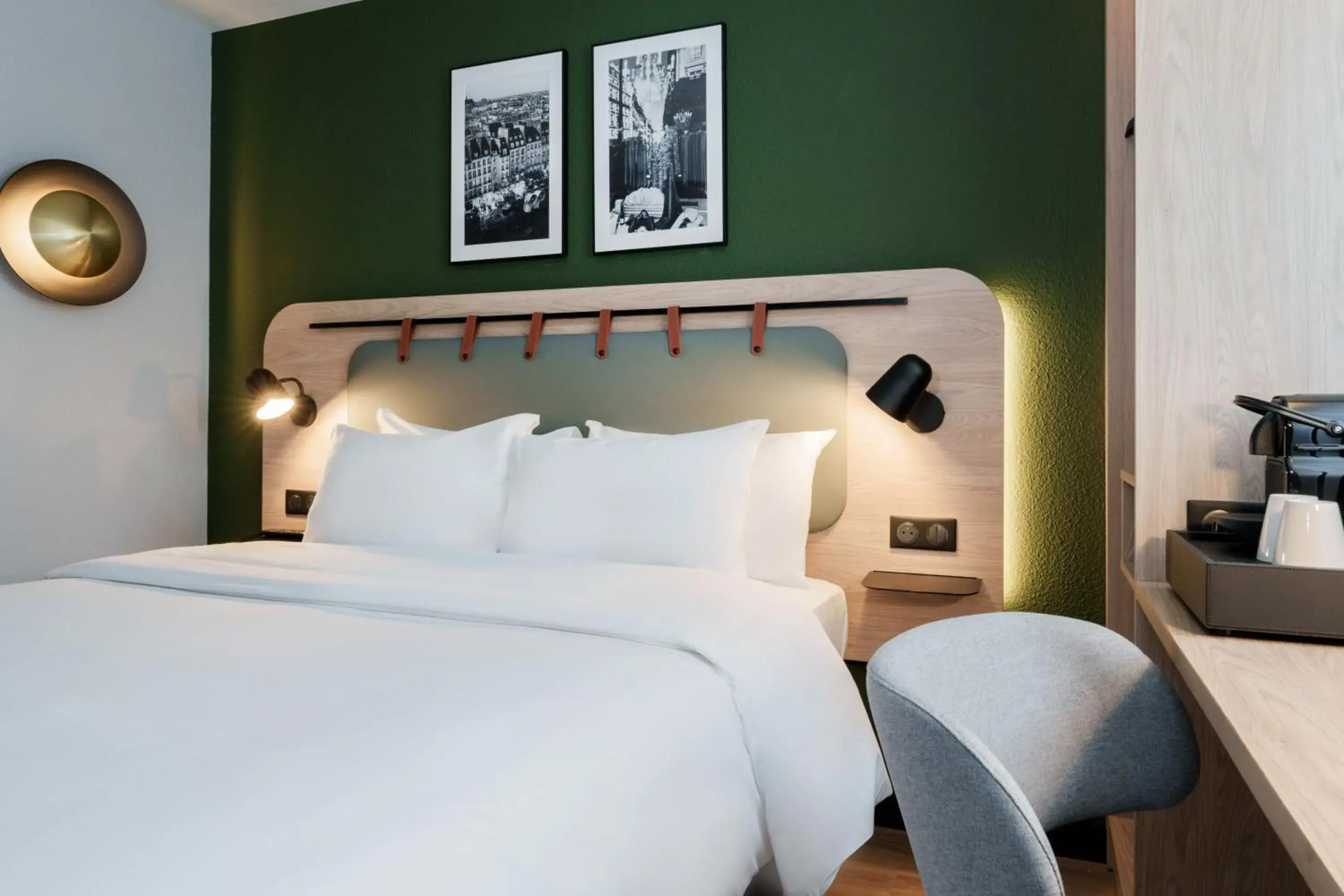 Bed in Campanile Prime Paris 19 - La Villette Bed in Campanile Prime Paris 19 - La Villette