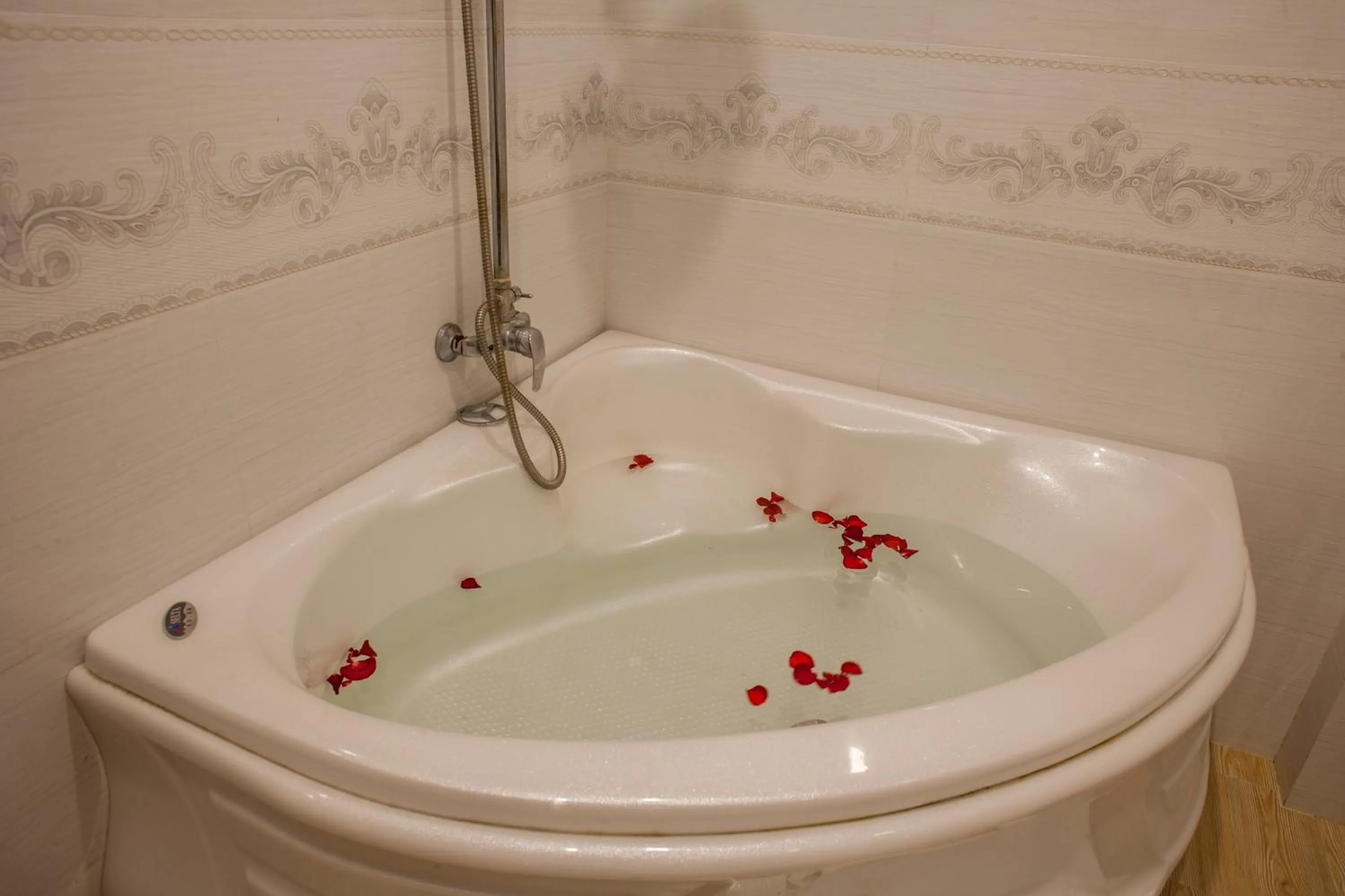 Bathroom in Trieu Khang Hotel gần sân bay Cam Ranh near Cam Ranh Airport