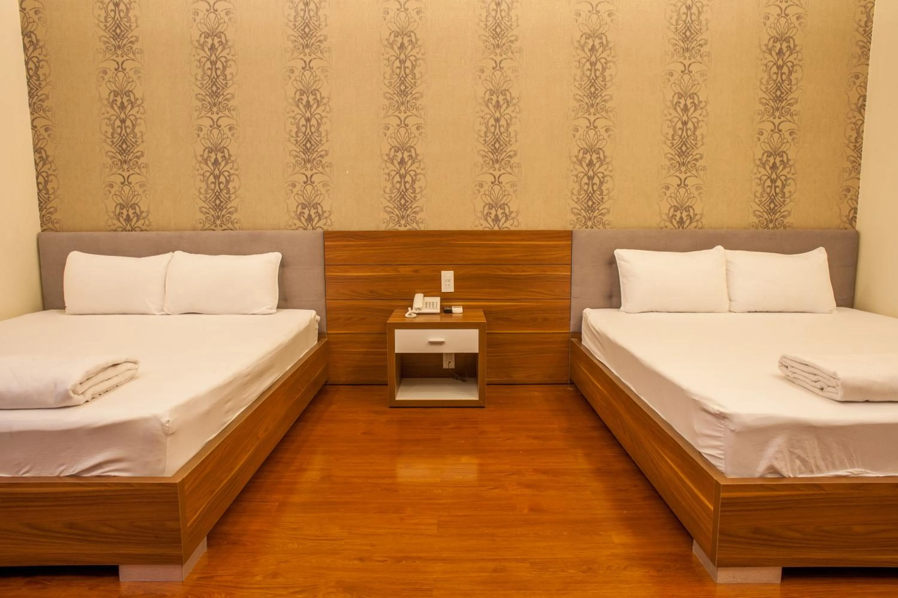 Bedroom, Bed in Trieu Khang Hotel gần sân bay Cam Ranh near Cam Ranh Airport