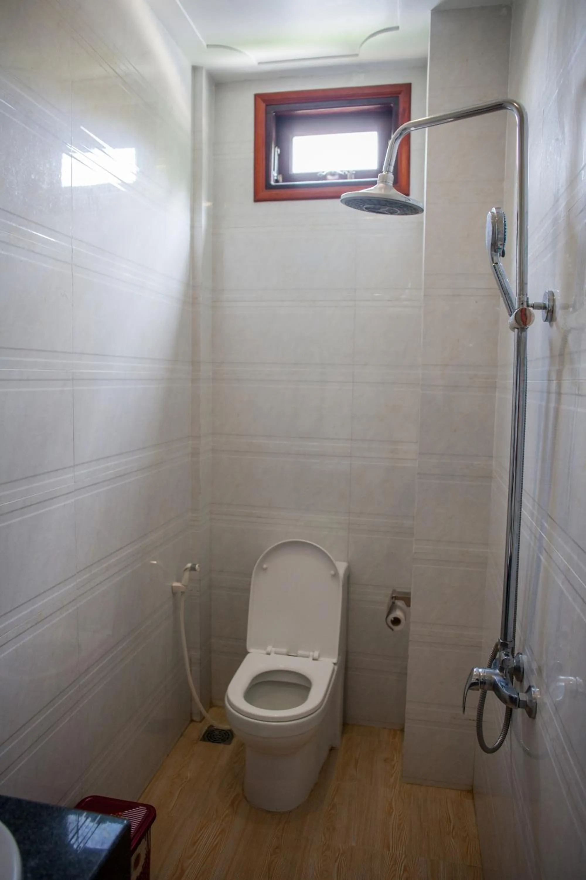 Bathroom in Trieu Khang Hotel gần sân bay Cam Ranh near Cam Ranh Airport