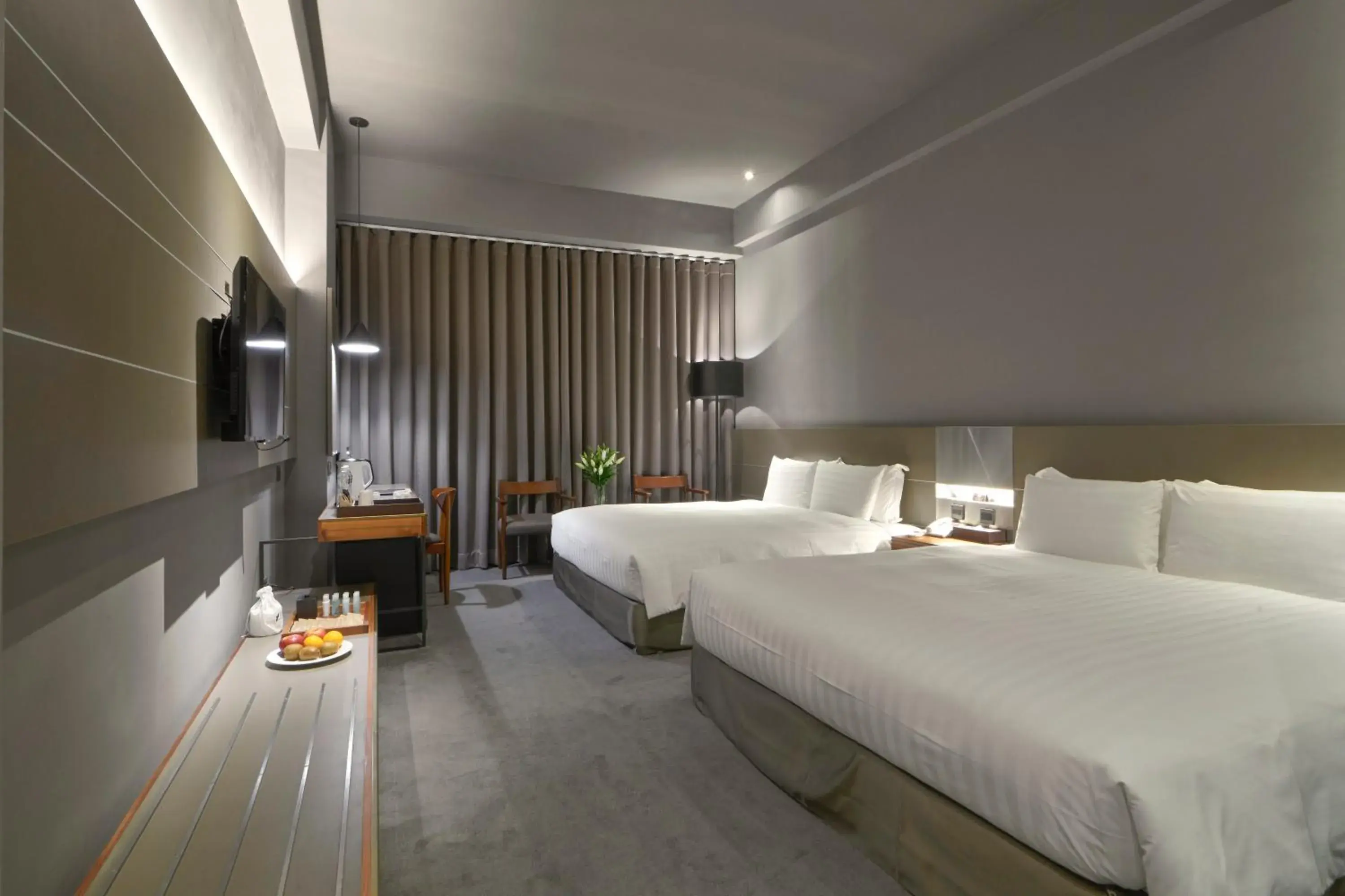 Photo of the whole room, Bed in Orient Luxury Hotel Photo of the whole room, Bed in Orient Luxury Hotel