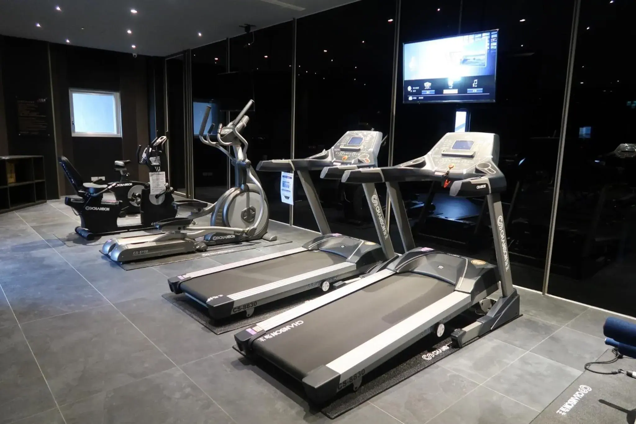 Fitness centre/facilities in Orient Luxury Hotel Fitness centre/facilities in Orient Luxury Hotel