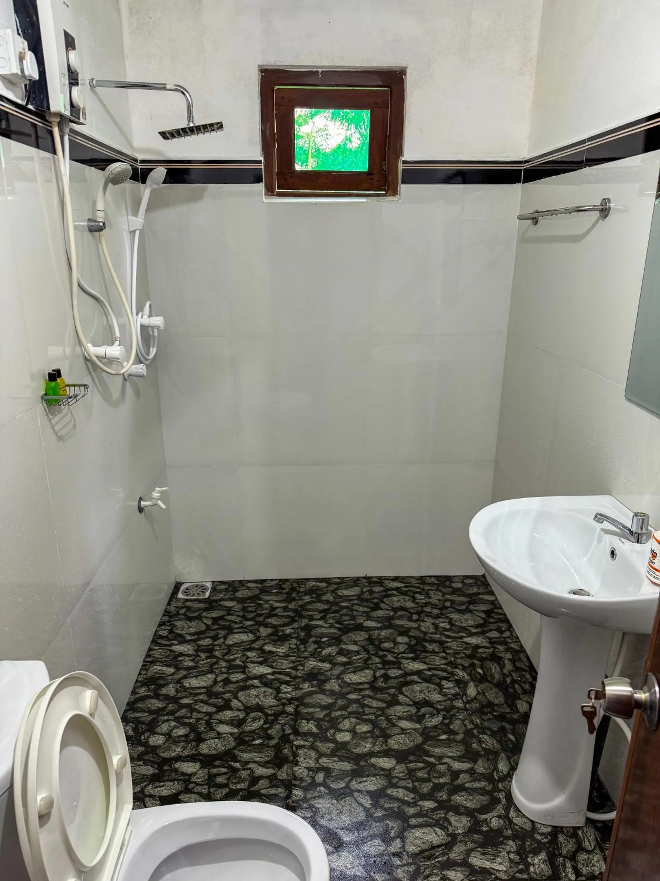 Shower in Sigiri Sky Home & TreeHouse