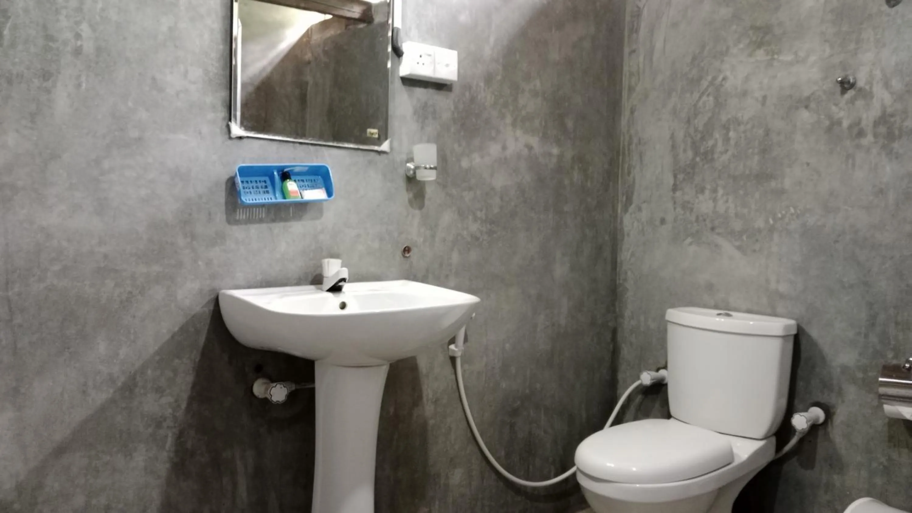 Shower in Sigiri Sky Home & TreeHouse