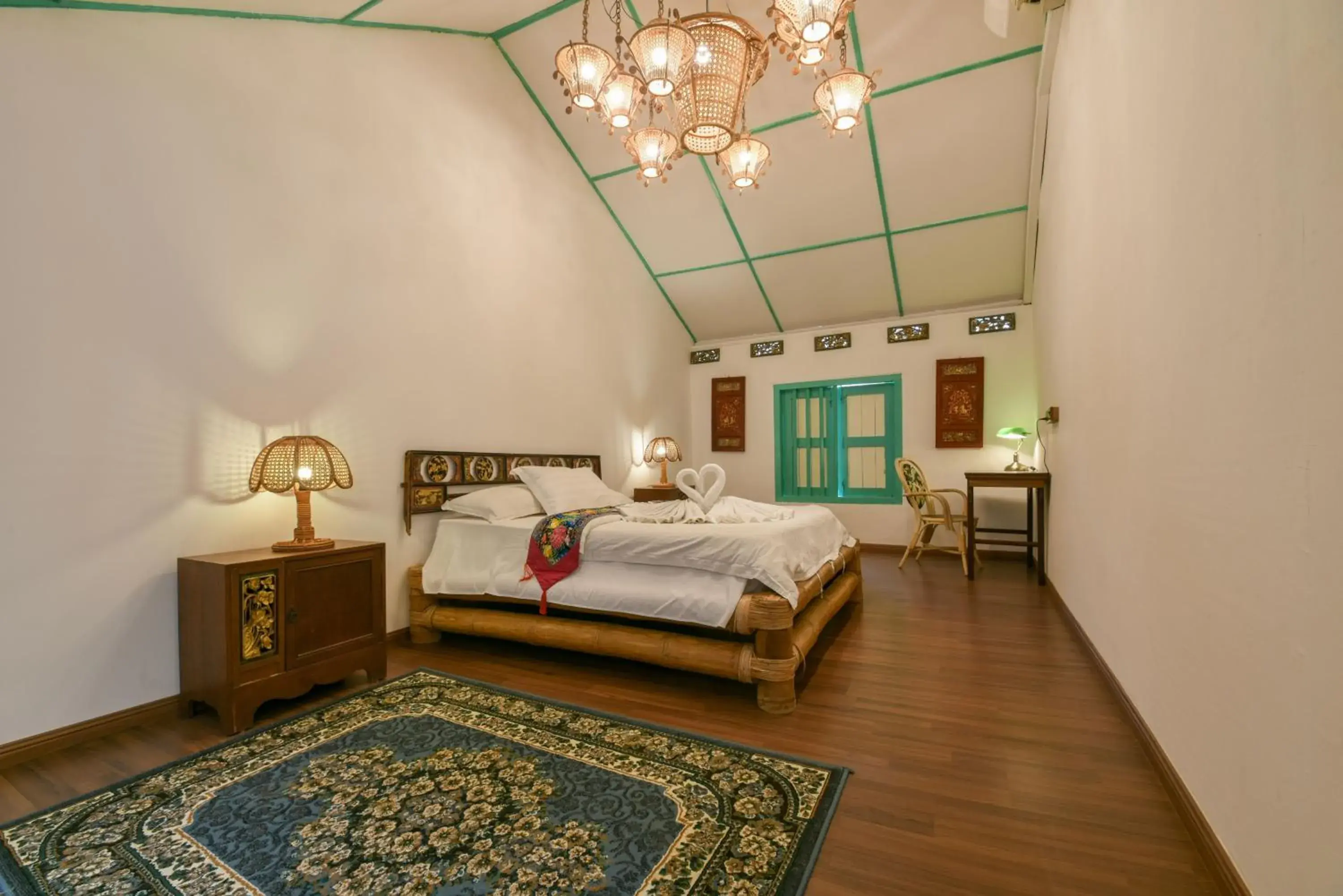 Ohana House @ 15 Kuli Ohana House @ 15 Kuli