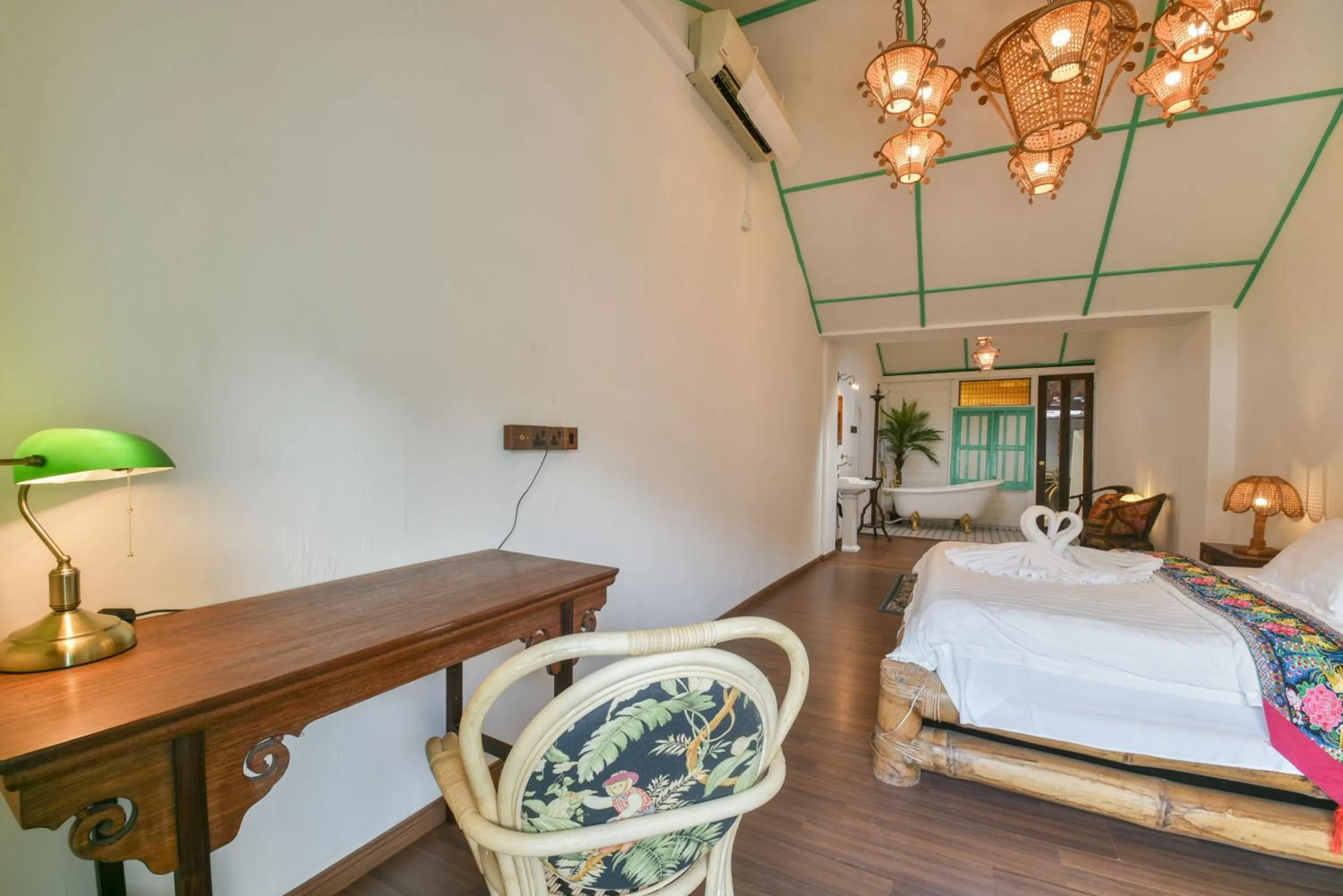 View (from property/room), Bed in Ohana House @ 15 Kuli