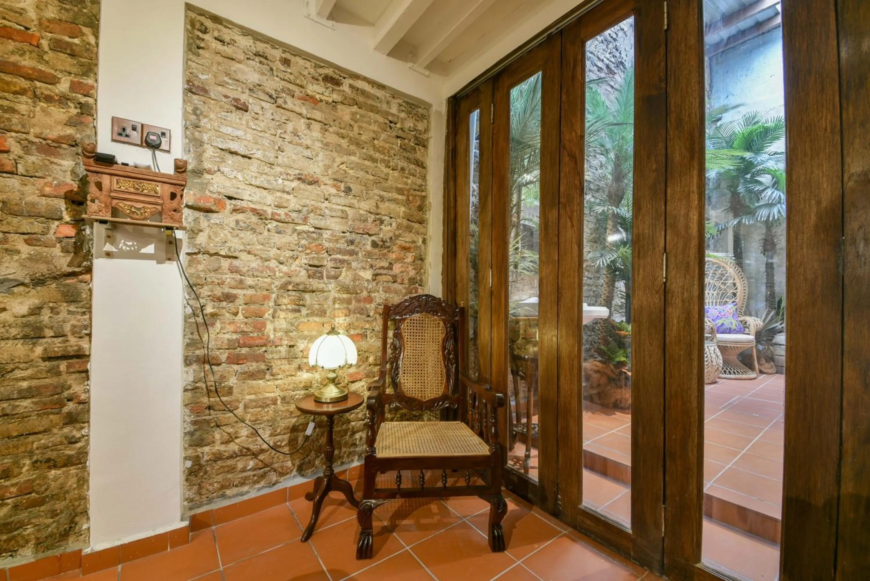 Seating area in Ohana House @ 15 Kuli