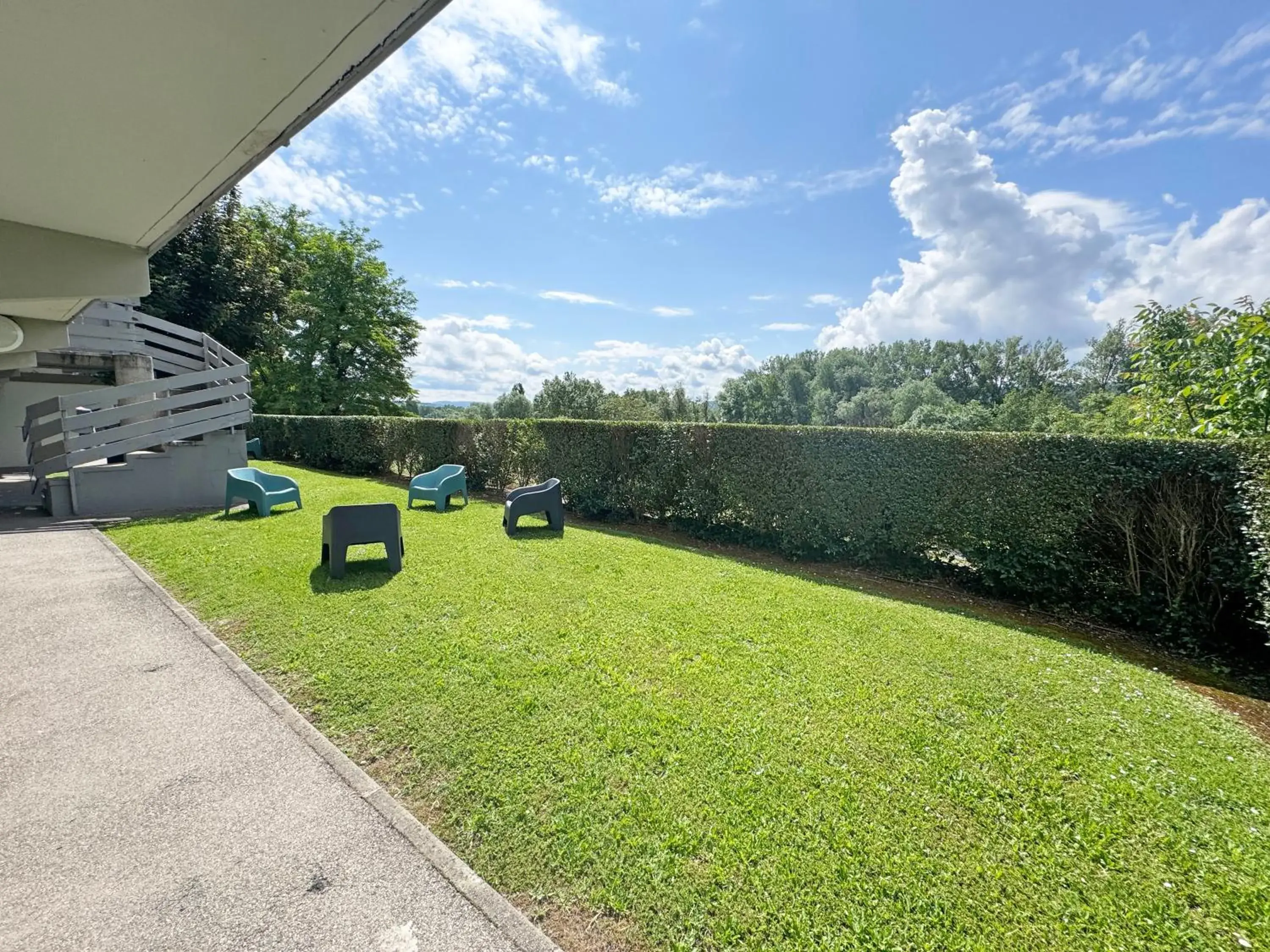 Property building in Campanile L'Isle d'Abeau - Bourgoin Jallieu Property building in Campanile L'Isle d'Abeau - Bourgoin Jallieu